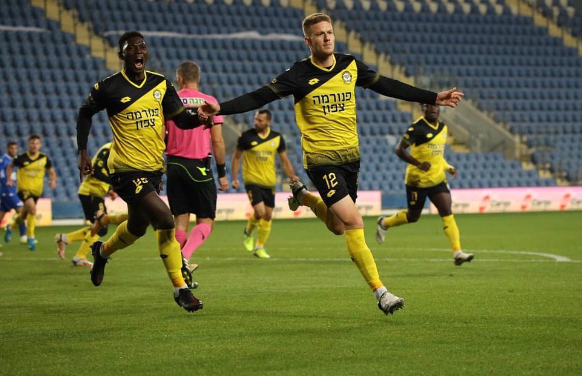 Imagine Stire Gata! Jucătorul e așteptat la CFR Cluj | 2review.ro