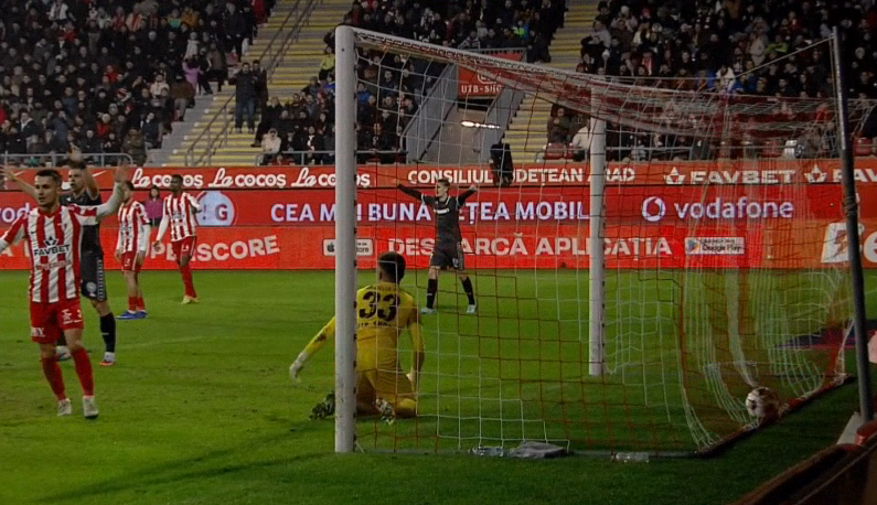 Imagine Stire Rapid a avut un gol anulat în prima repriză cu UTA. Ce au arătat reluările | 2review.ro