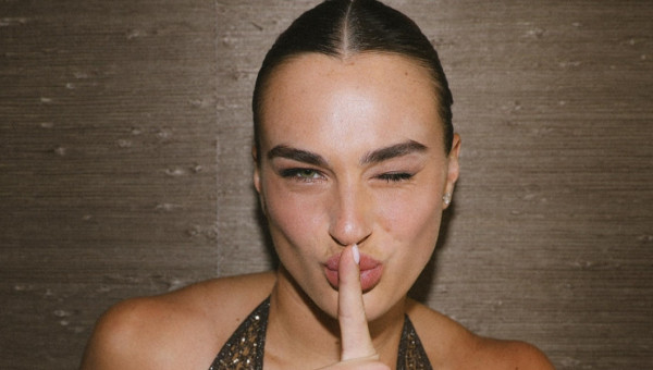 Întrebată ce cadou i-ar face lui Alcaraz, Sabalenka i-a cerut iubitului ei să plece, după care a dat răspunsul