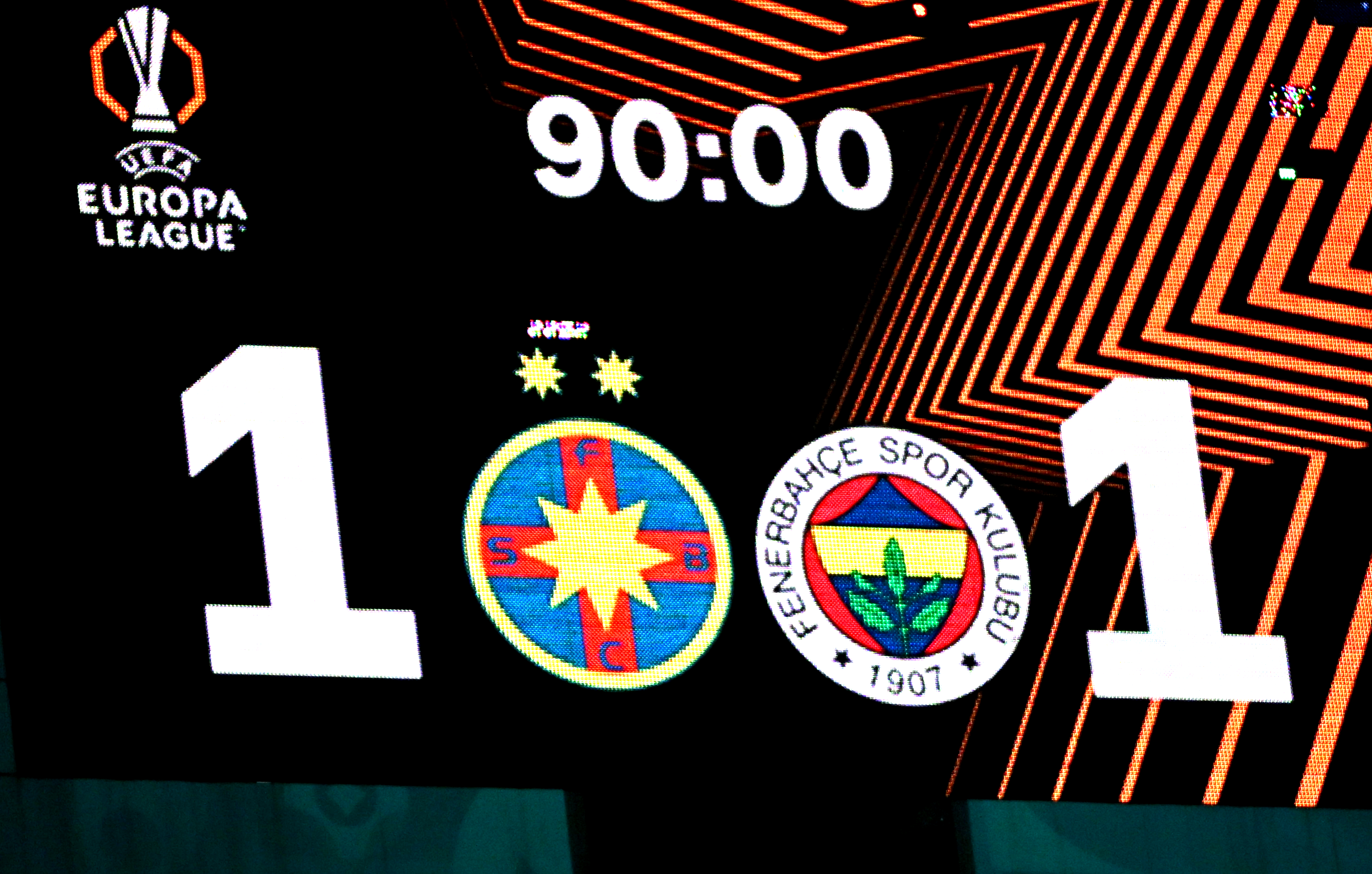 Imagine Stire Capitolul la care FCSB i-a fost superioară lui Fenerbahce, în meciul de pe Arena Națională | 2review.ro