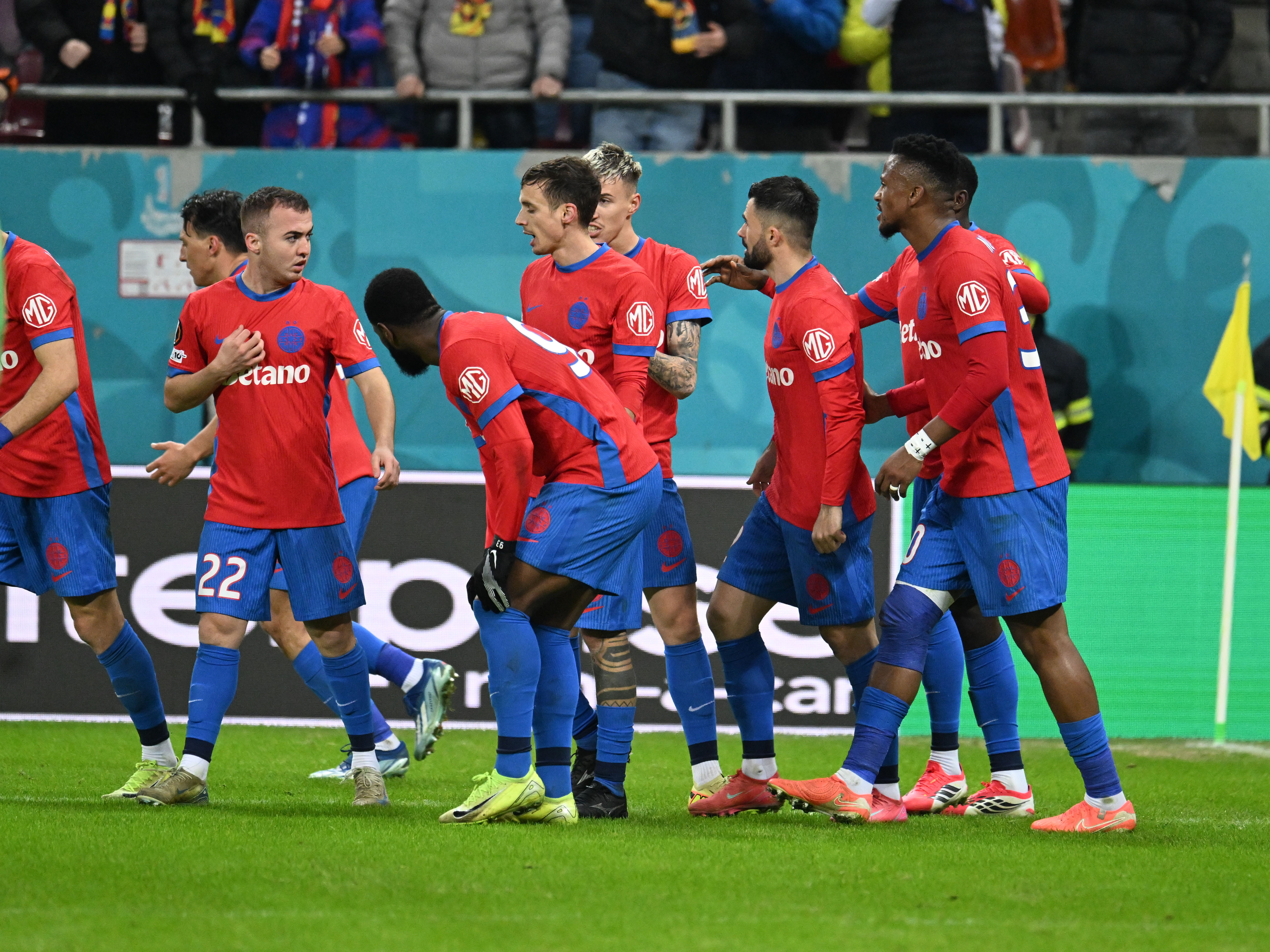Imagine Stire 1,8 milioane de euro pentru FCSB | 2review.ro
