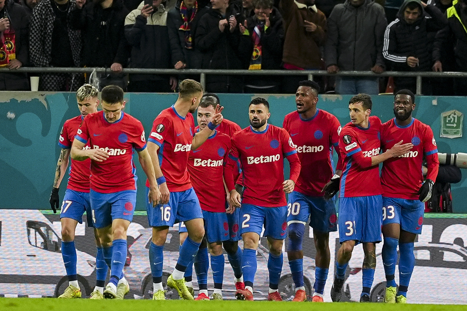 Imagine Stire Un titular poate pleca de la FCSB! Gigi Becali nu se opune transferului | 2review.ro