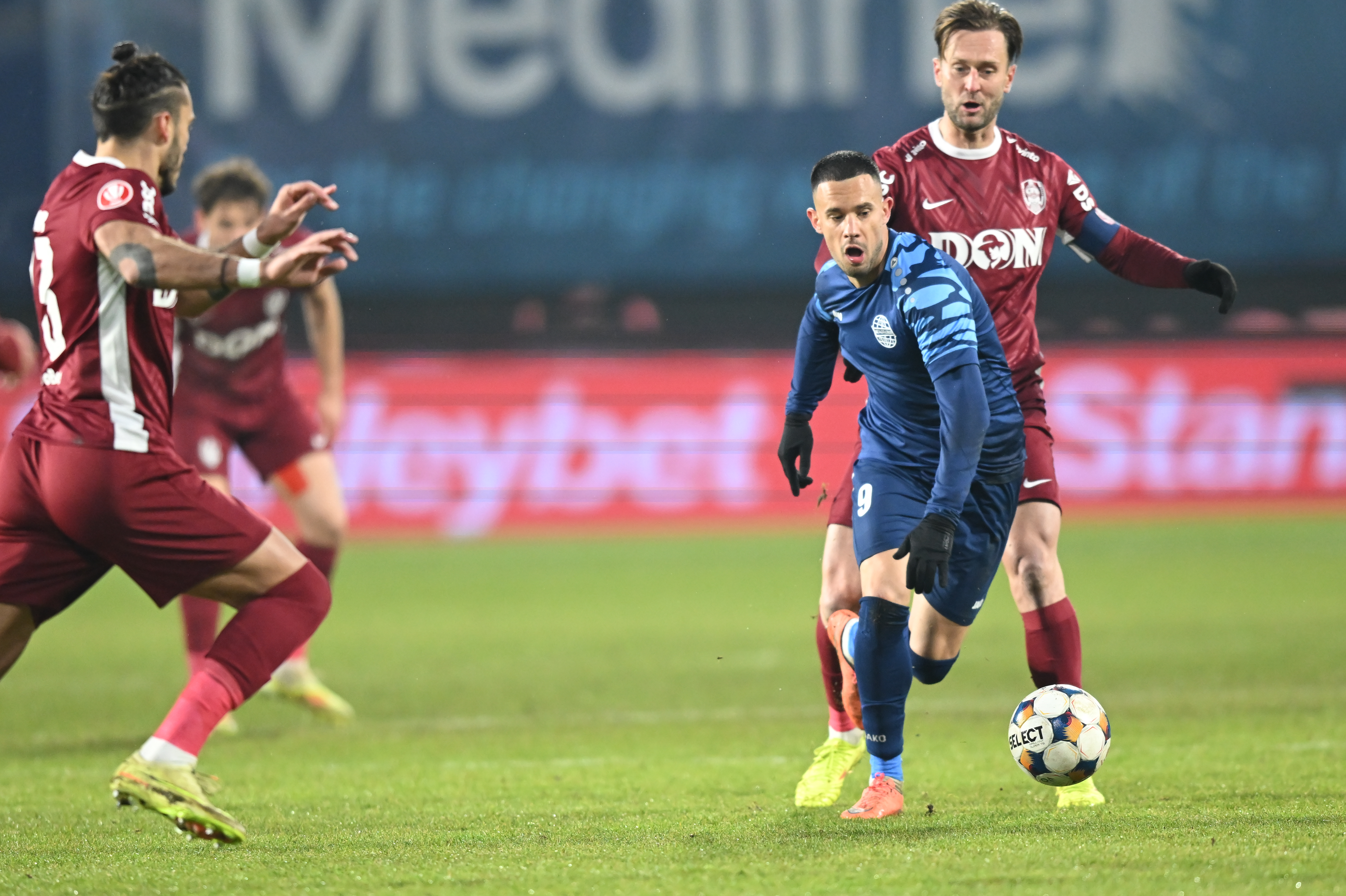 Imagine Stire CFR - Metaloglobus 4-2. Ardelenii au întors scorul și s-au apropiat la un punct de play-off | 2review.ro