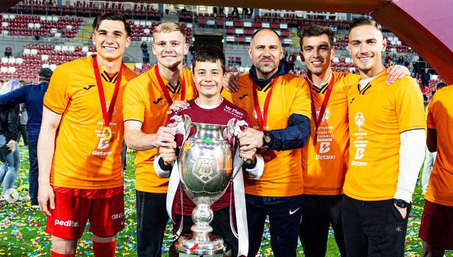 Imagine Stire A plecat definitiv de la CFR Cluj! | 2review.ro