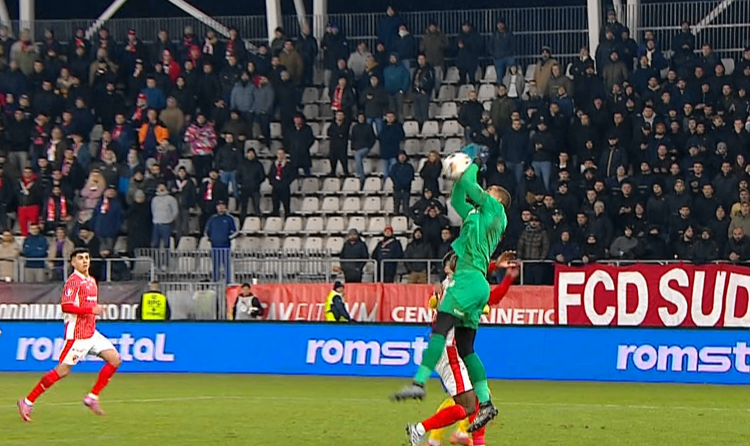 ”Eroare de junior”. Epassy a gafat, iar Petrolul a egalat pe ”Arcul de Triumf”