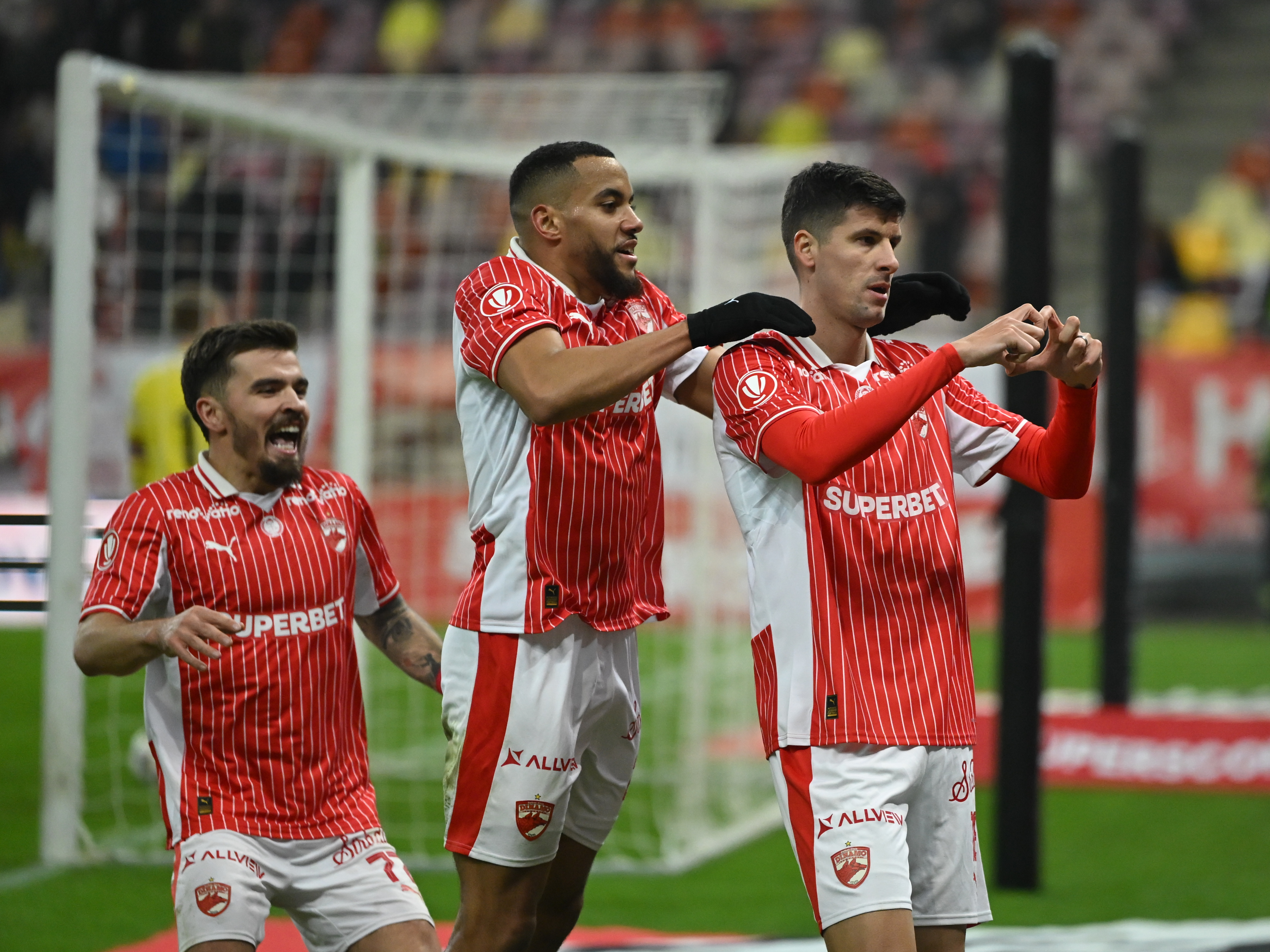 Se prefigurează o plecare de la Dinamo! Kopic a confirmat deja negocierile