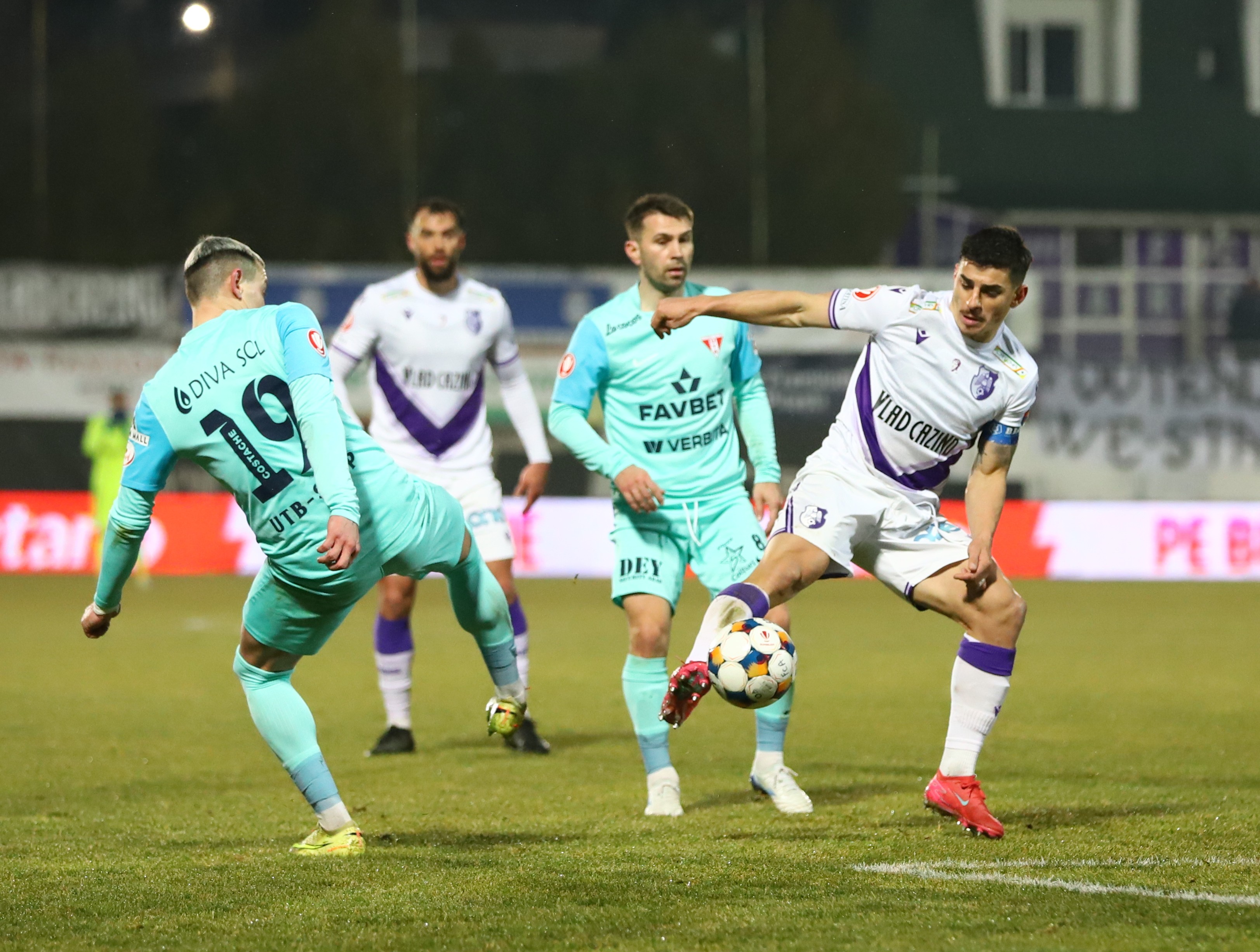 Imagine Stire FC Argeș - UTA 0-1. Arădenii au urcat pe loc de play-off | 2review.ro