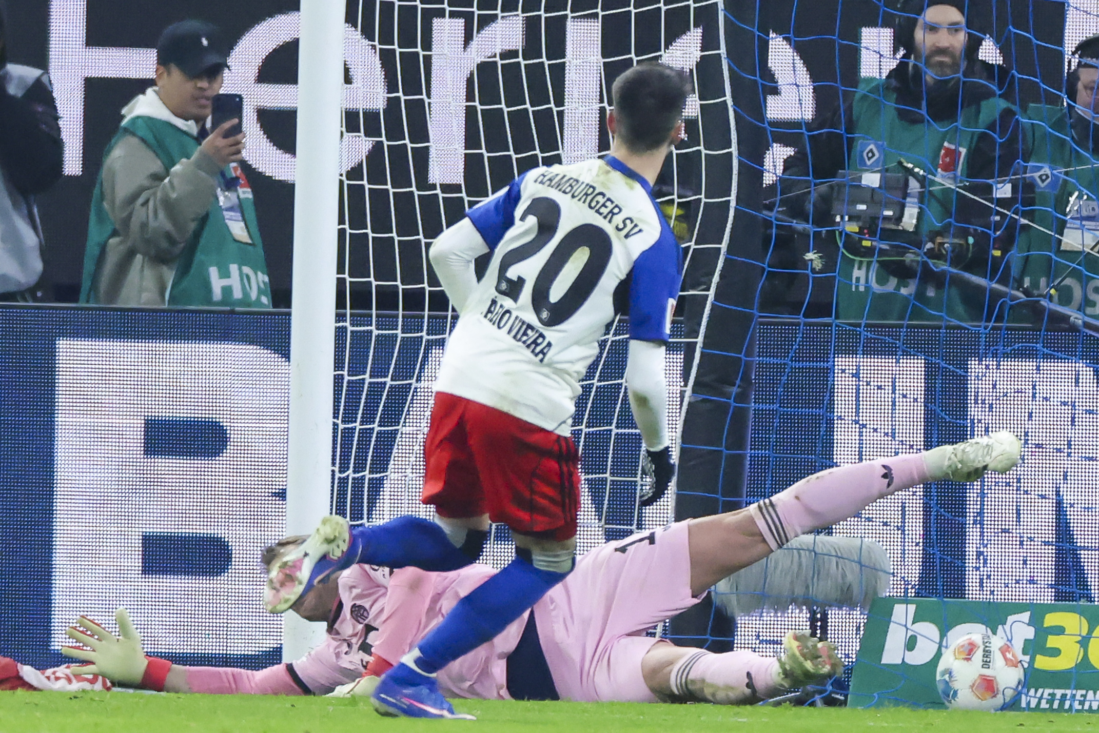Imagine Stire Hamburg - Bayern 2-2, ACUM, DGS 2, în etapa a 20-a din Bundesliga | 2review.ro