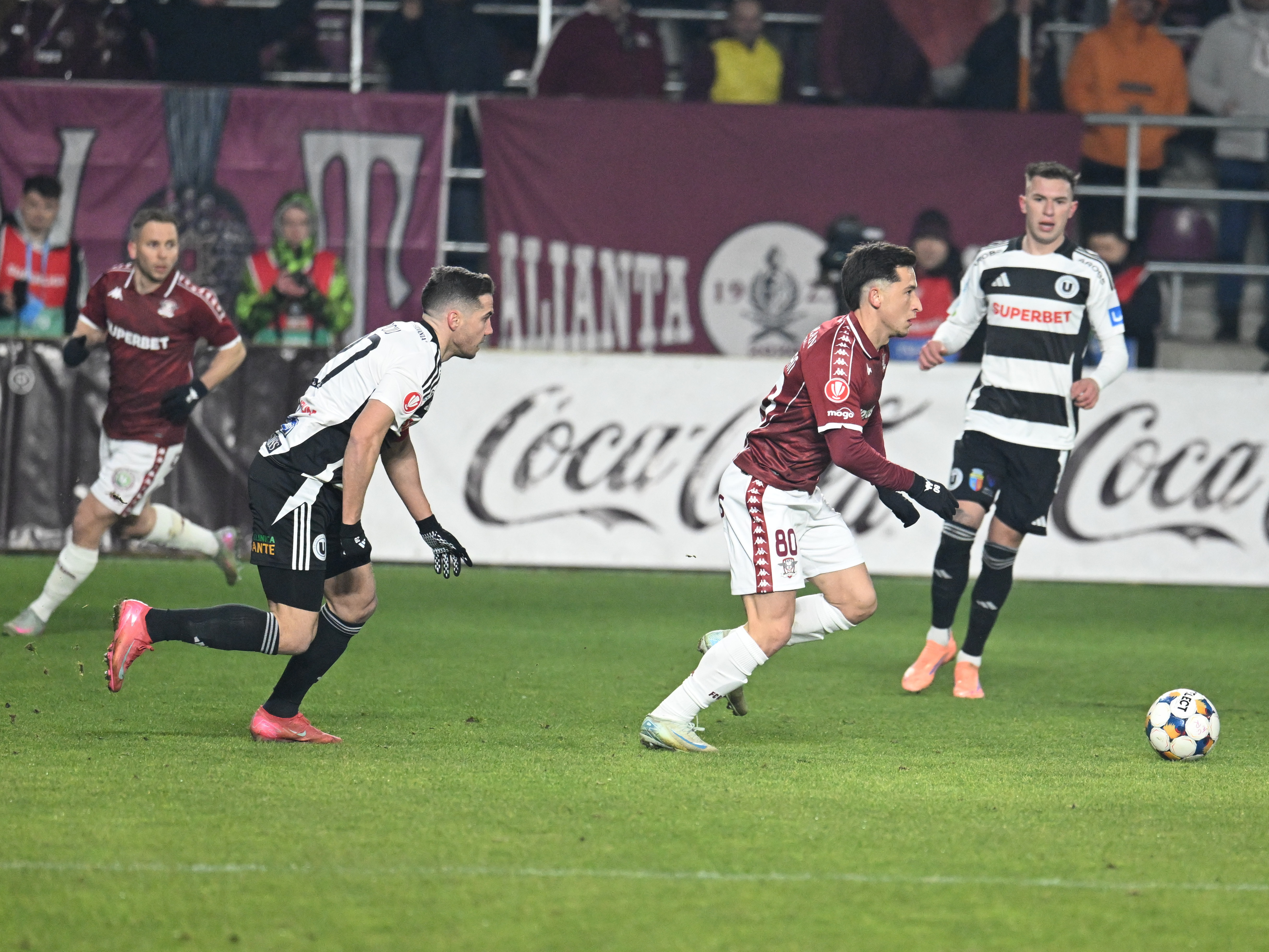 Imagine Stire ”Soluție primordială”. Au spus-o, la pauza meciului Rapid - ”U” Cluj | 2review.ro
