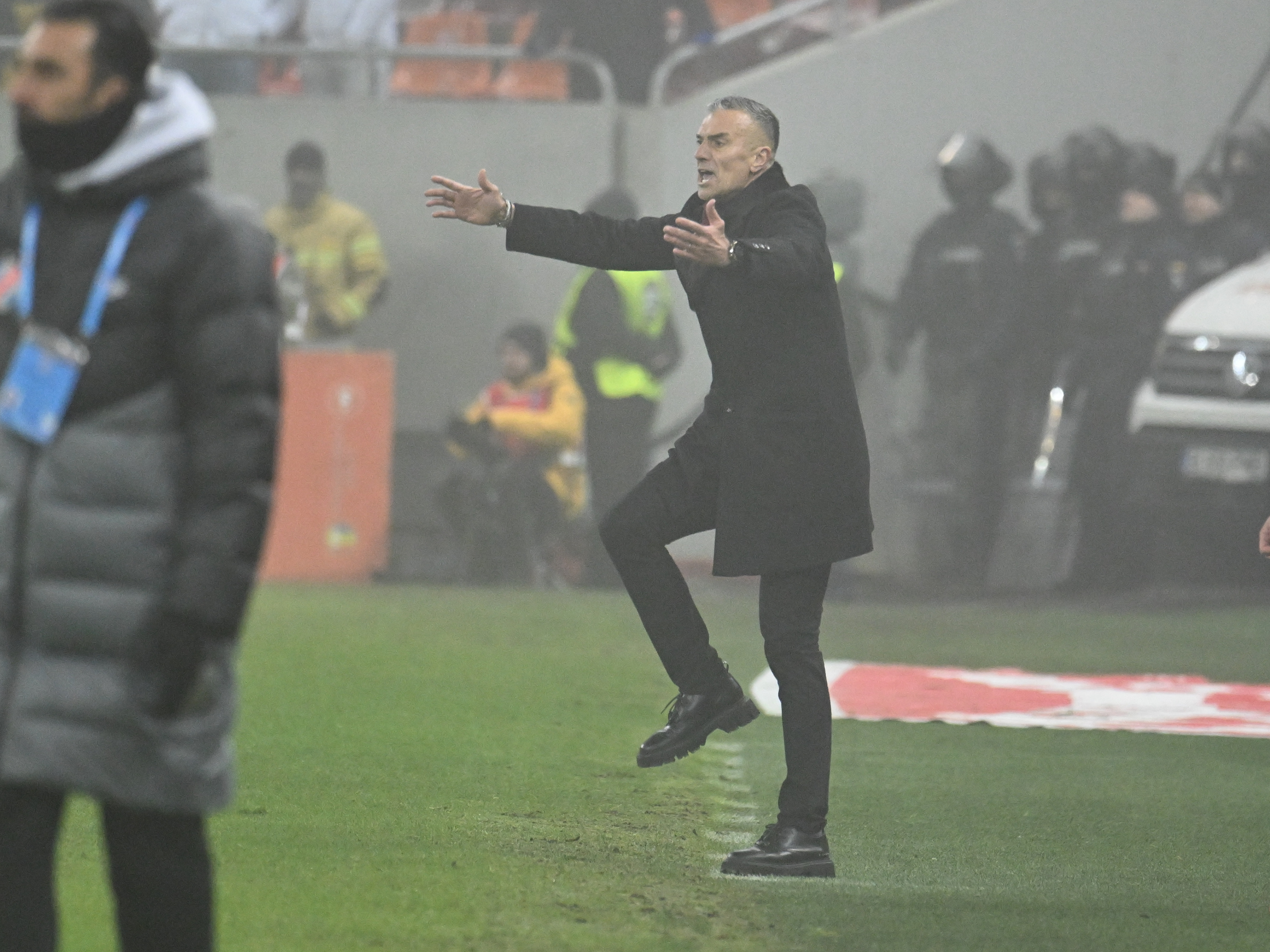 Imagine Stire Daniel Pancu: ”Câteodată fac precum o maimuță” | 2review.ro
