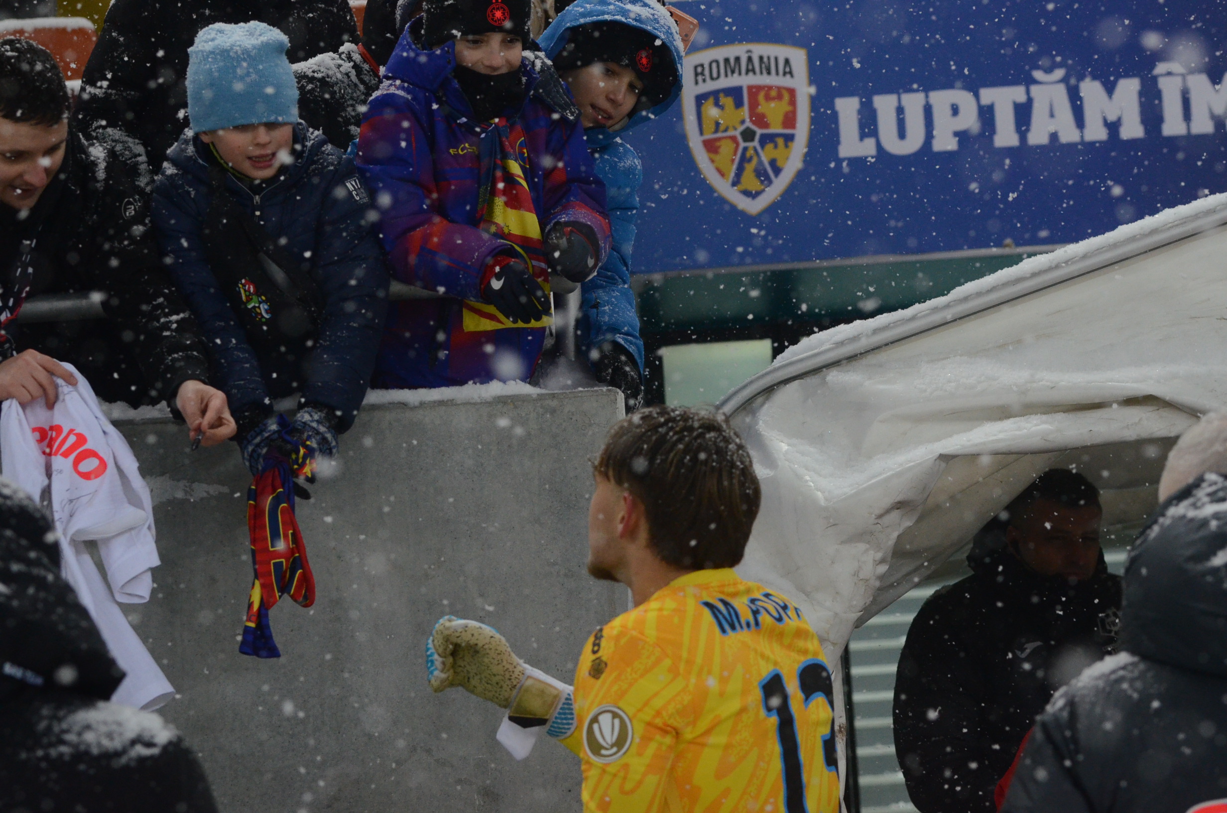 Imagine Stire Ce s-a întâmplat cu Matei Popa, la finalul meciului în care a debutat pentru FCSB | 2review.ro