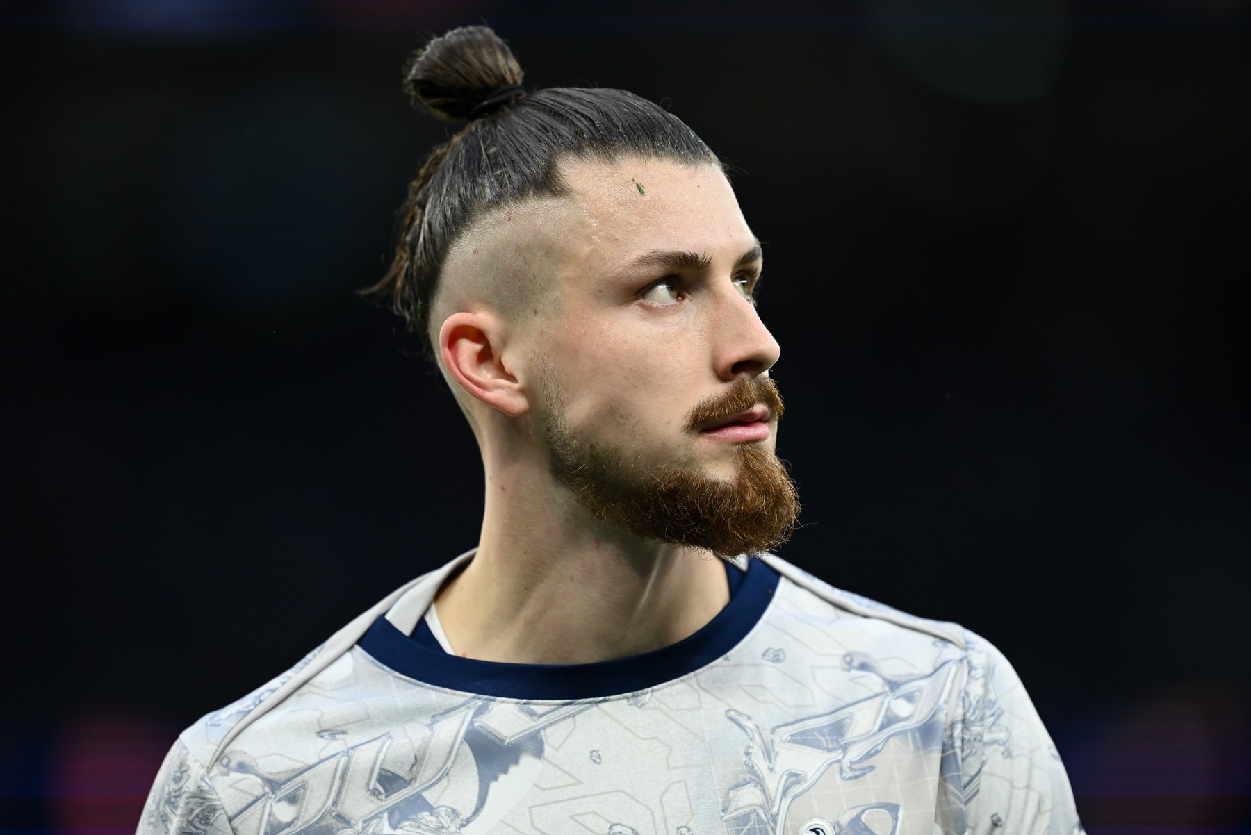 Imagine Stire 15.000.000€ pentru Radu Drăgușin! Echipa care vrea să profite, după ce a fost pus pe lista de transferuri | 2review.ro