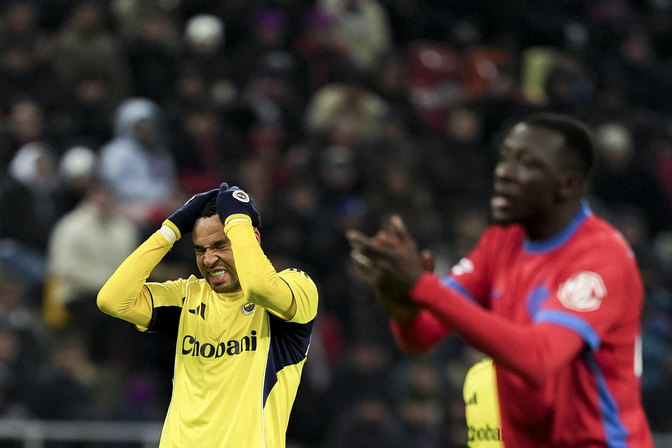 Imagine Stire UEFA a anunțat amenda după meciul FCSB - Fenerbahce | 2review.ro