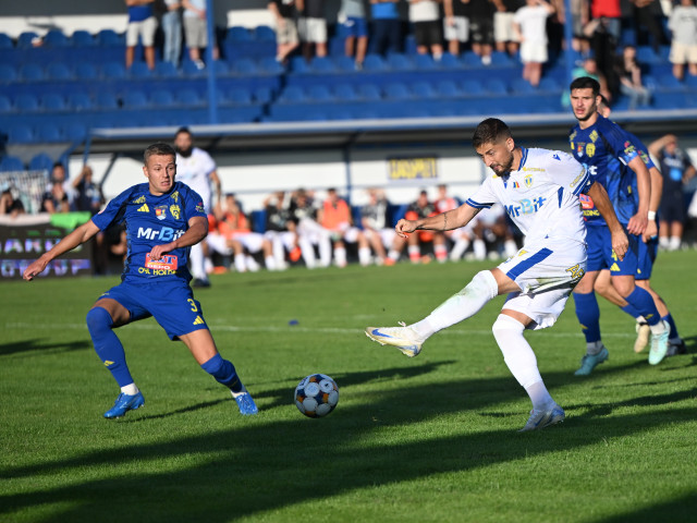 Petrolul - Unirea Slobozia 1-0. Prahovenii au dat lovitura