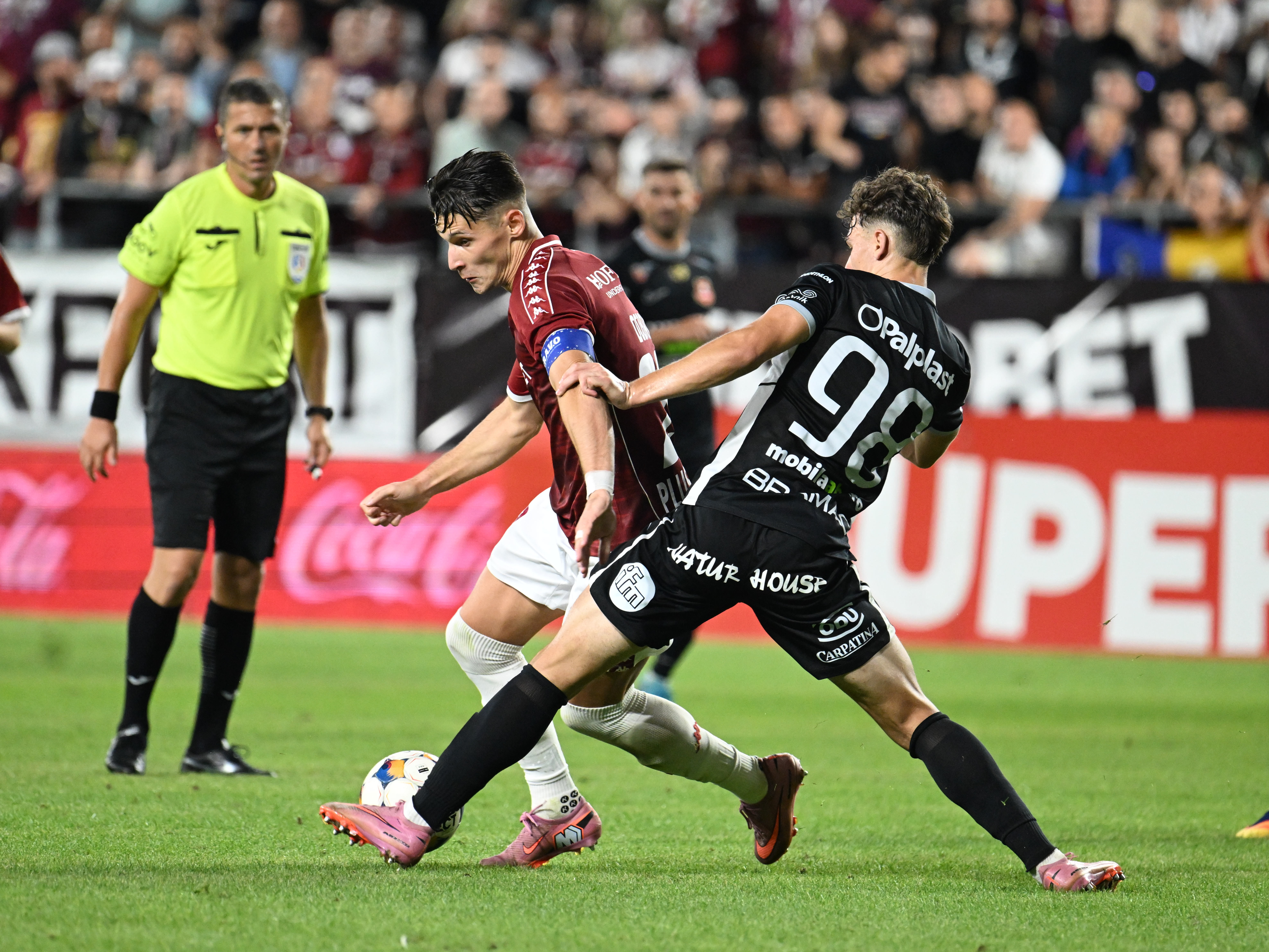 Imagine Stire Hermannstadt - Rapid, Live Video, 20:30, Digi Sport 1. ECHIPELE. Giuleștenii au pierdut ultimele 3 meciuri directe | 2review.ro
