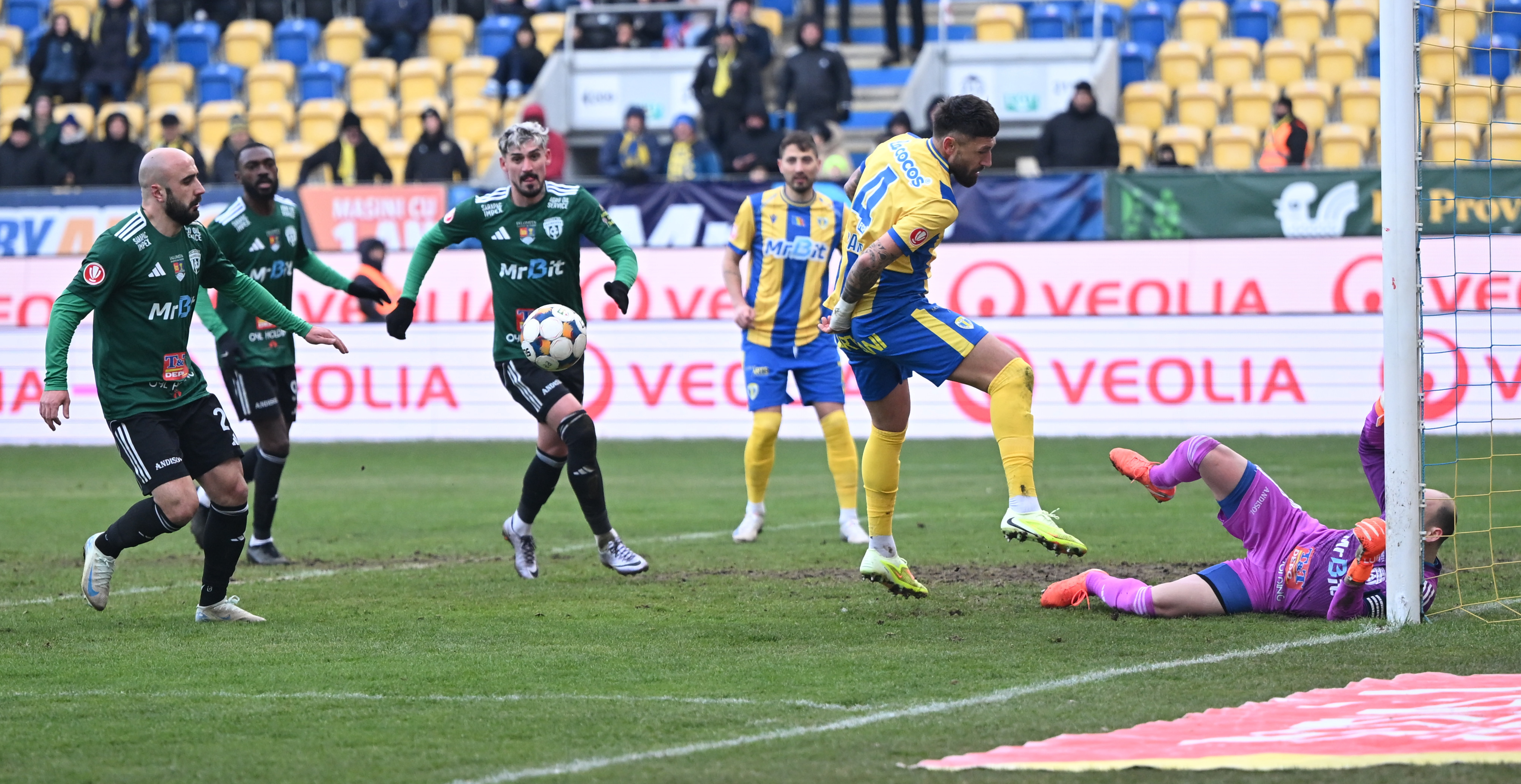 Imagine Stire Petrolul - Unirea Slobozia 1-0. Prahovenii au dat lovitura în prelungiri și au luat toate punctele | 2review.ro