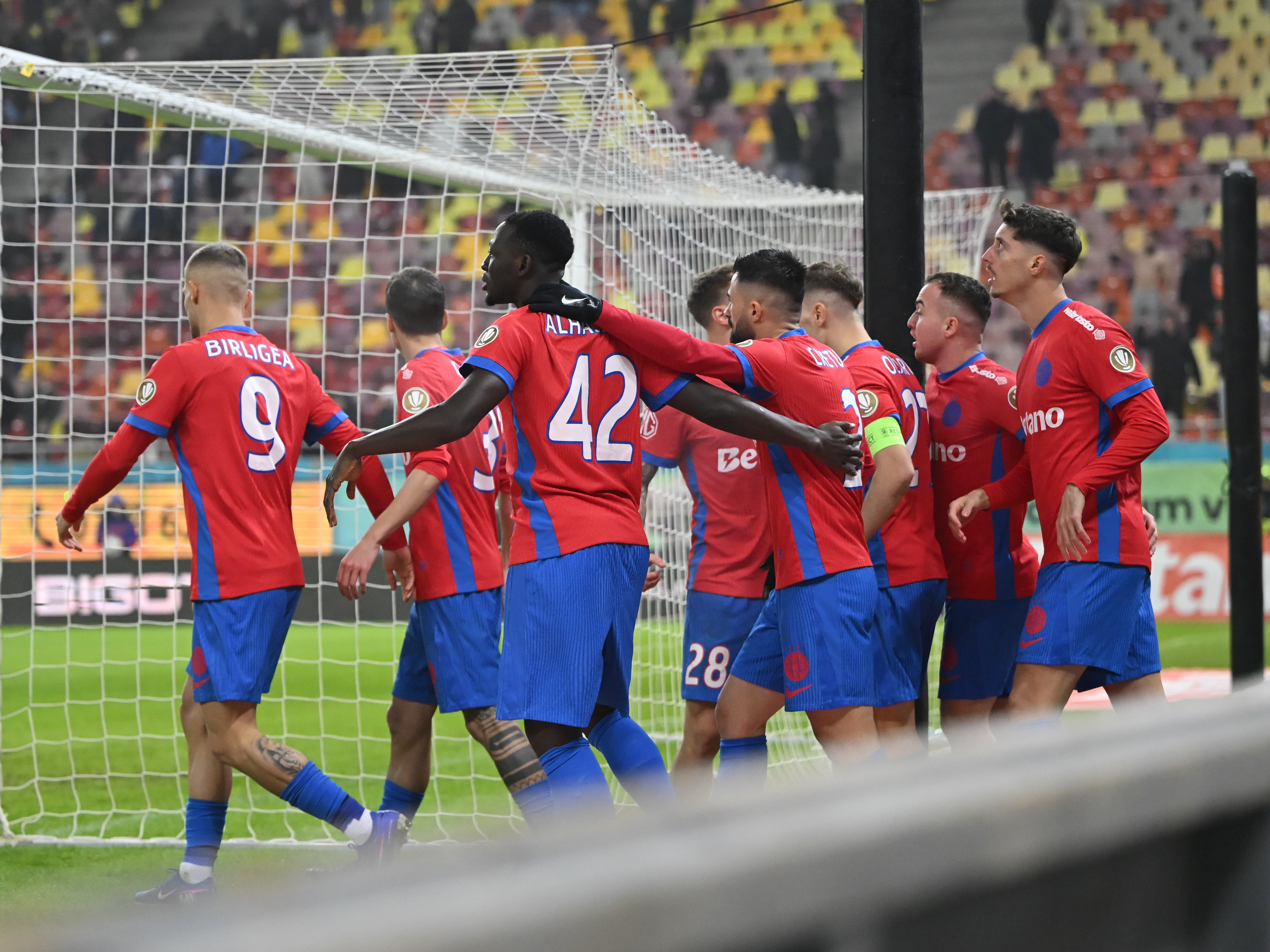 Imagine Stire Gigi Becali n-a stat pe gânduri: OUT din primul 11! Cine i-a luat locul în echipa de start a FCSB-ului la meciul cu Botoșani | 2review.ro