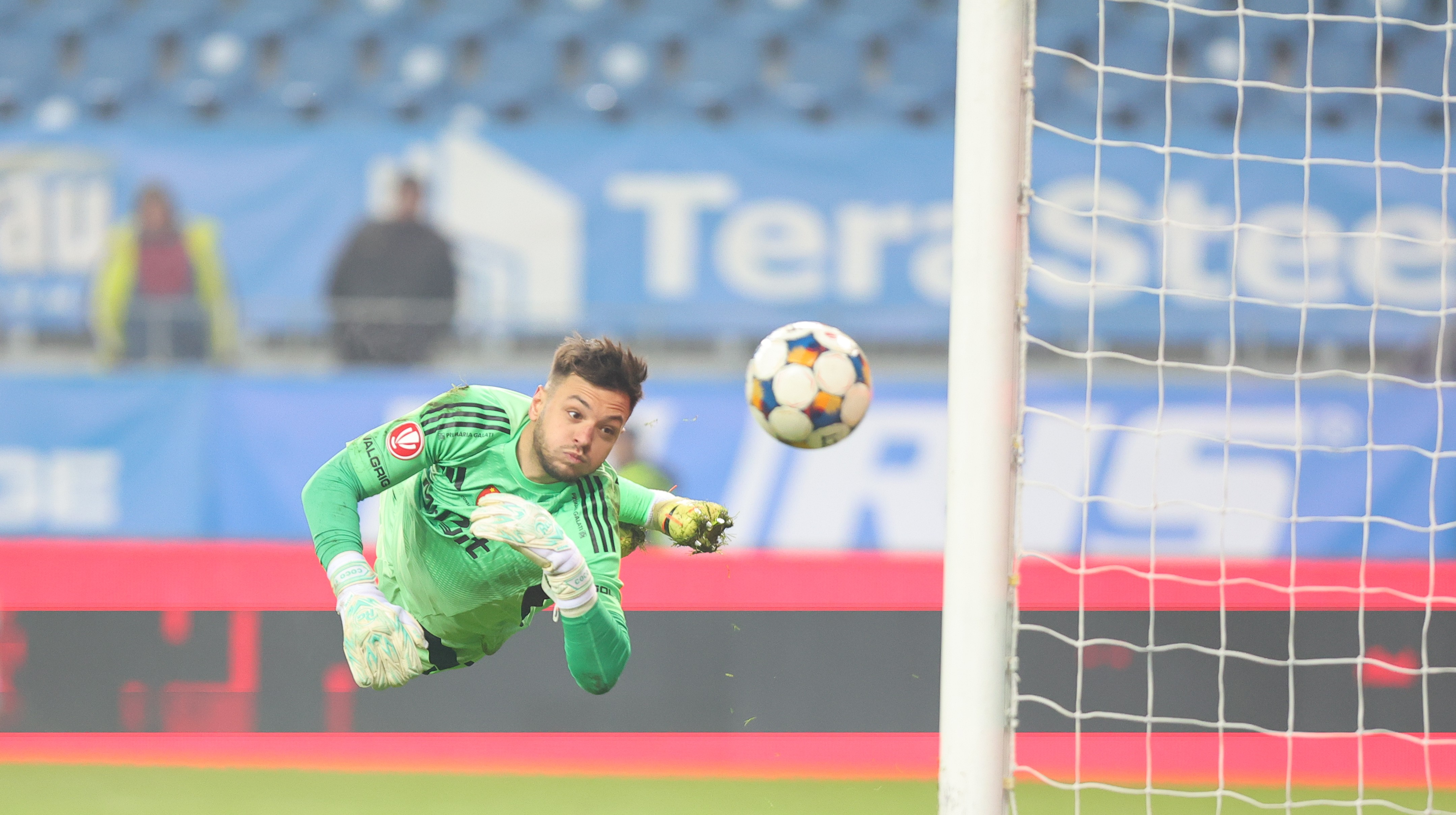 Imagine Stire Portarul Oțelului s-a referit la meciul cu FCSB, imediat după eșecul cu Universitatea Craiova | 2review.ro