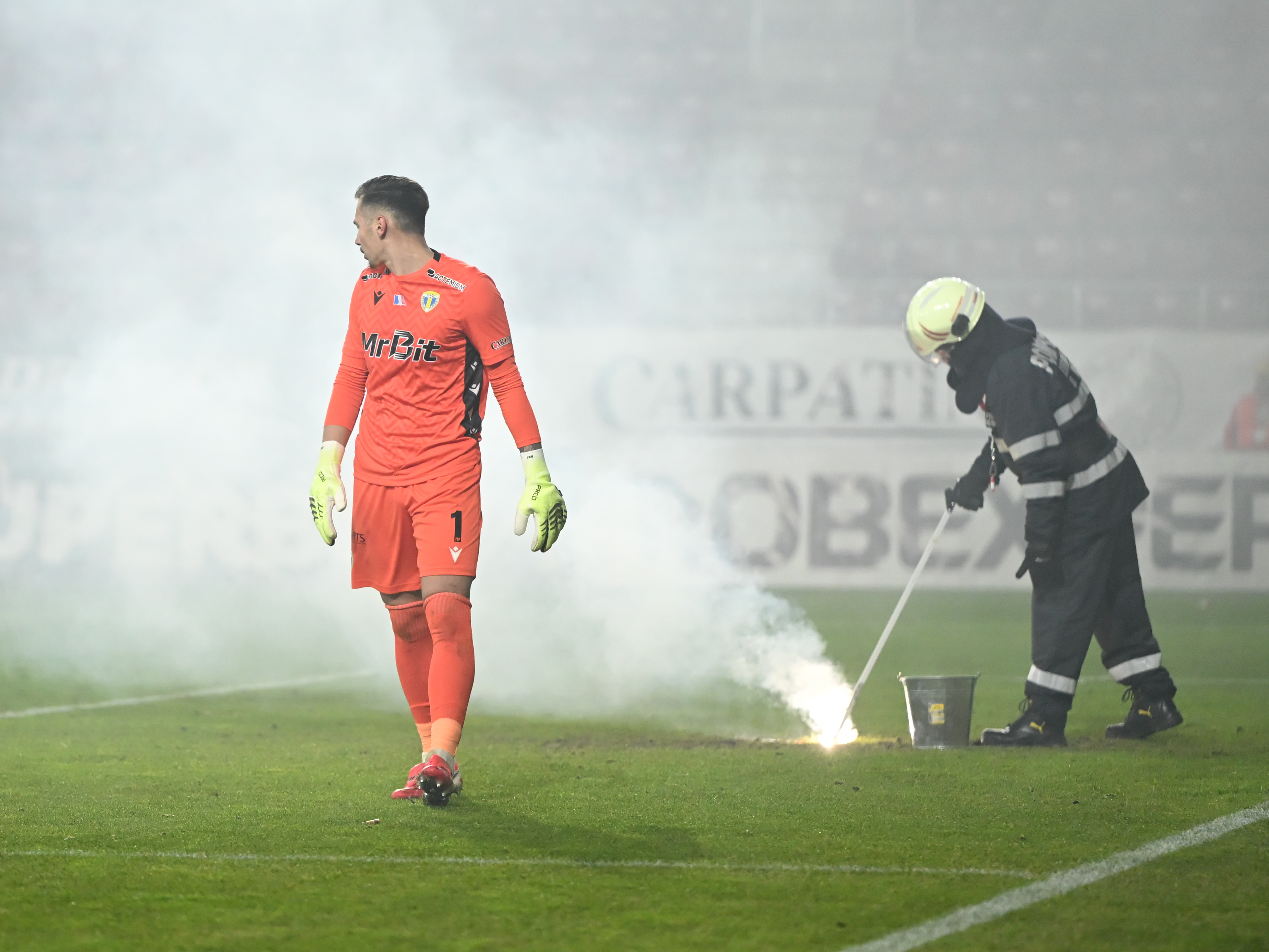 Imagine Stire Bălbărău, show la flash-interviu, după derby-ul cu Rapid: ”Mi-am făcut cruce cu limba” | 2review.ro
