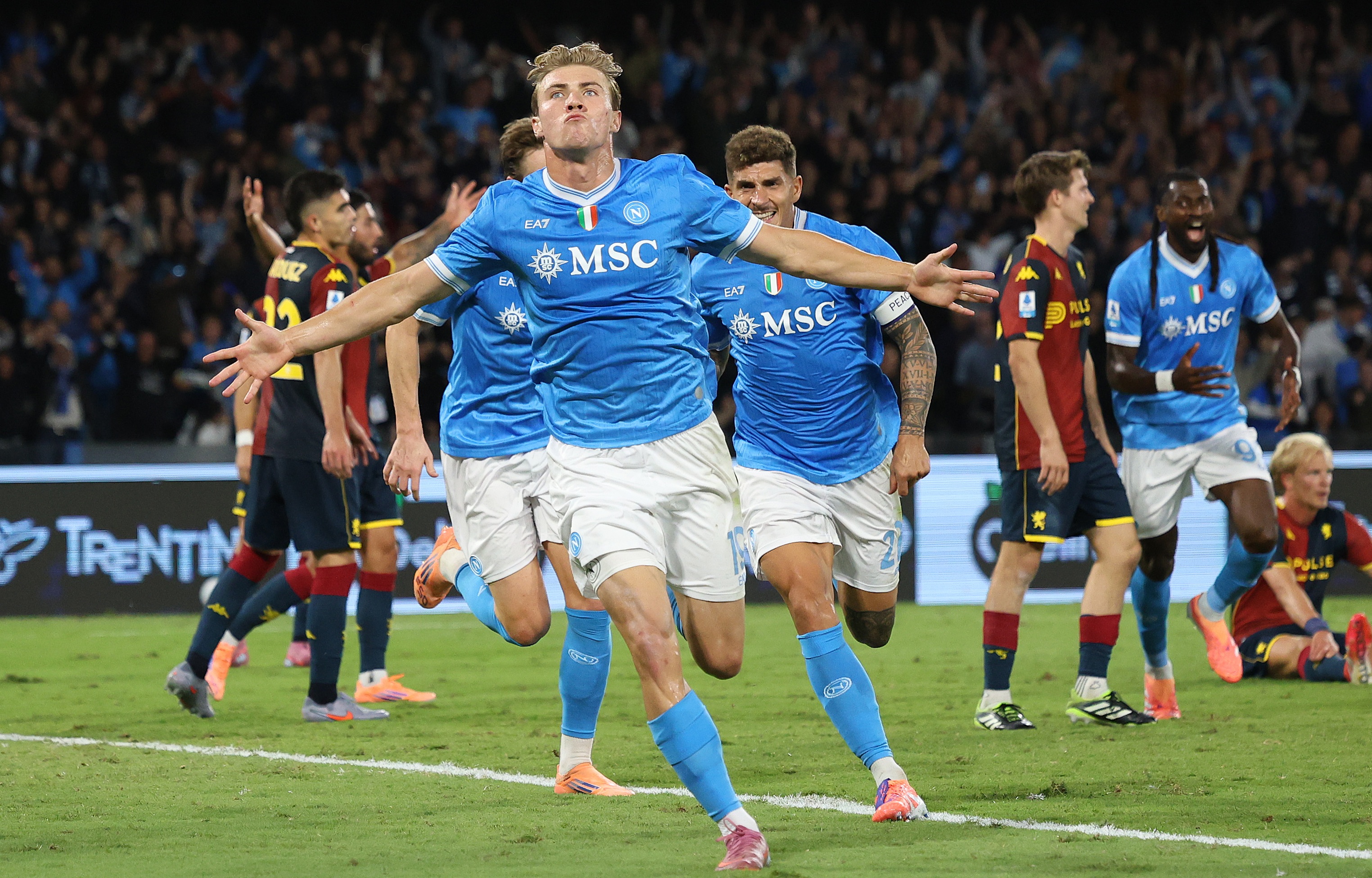 Imagine Stire Genoa - Napoli, Live Video, 19:00, Digi Sport 2. Echipa lui Dan Șucu versus campioana Italiei | 2review.ro