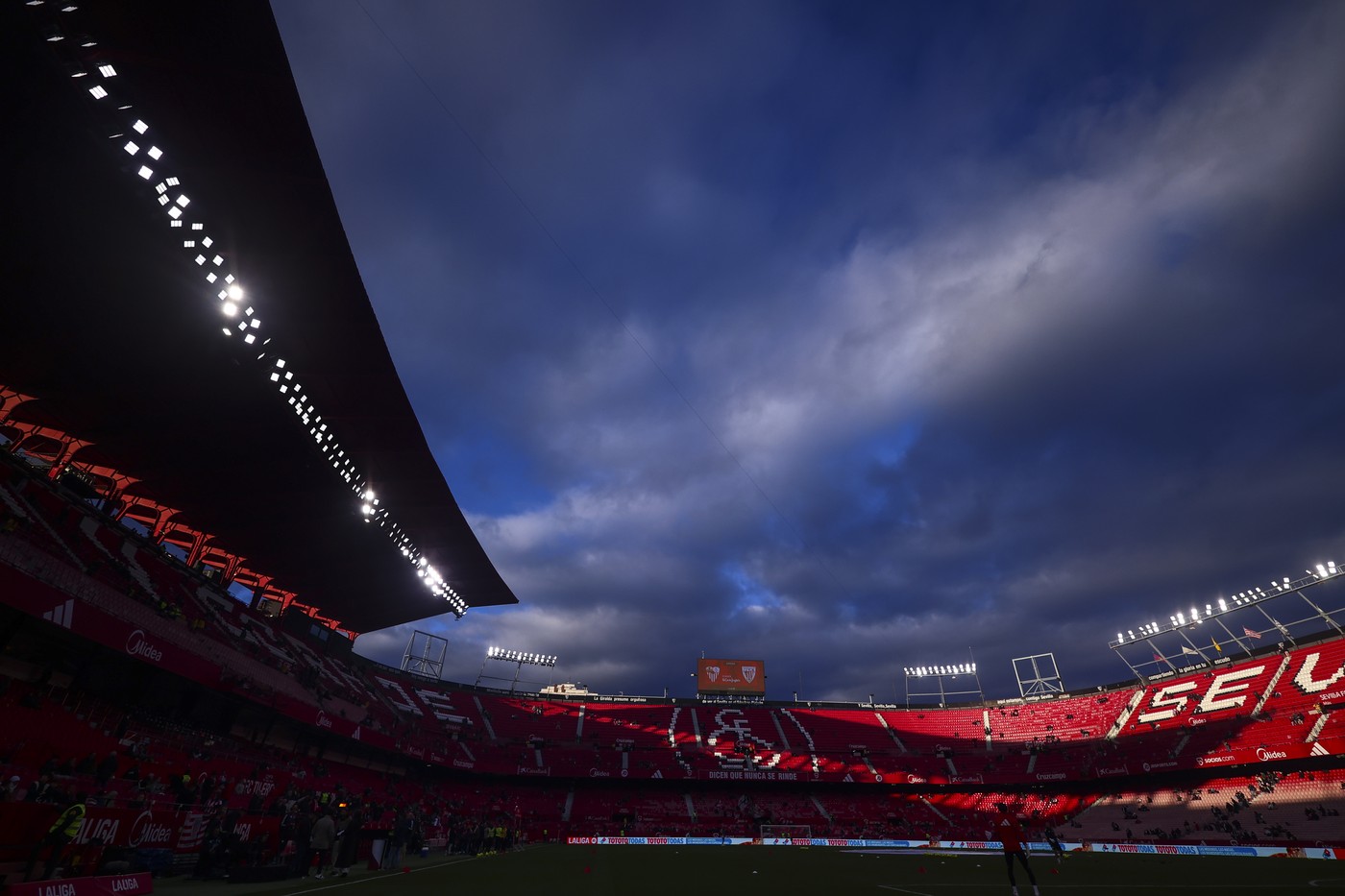 Imagine Stire Două din patru! La Liga a amânat încă un meci din Spania | 2review.ro