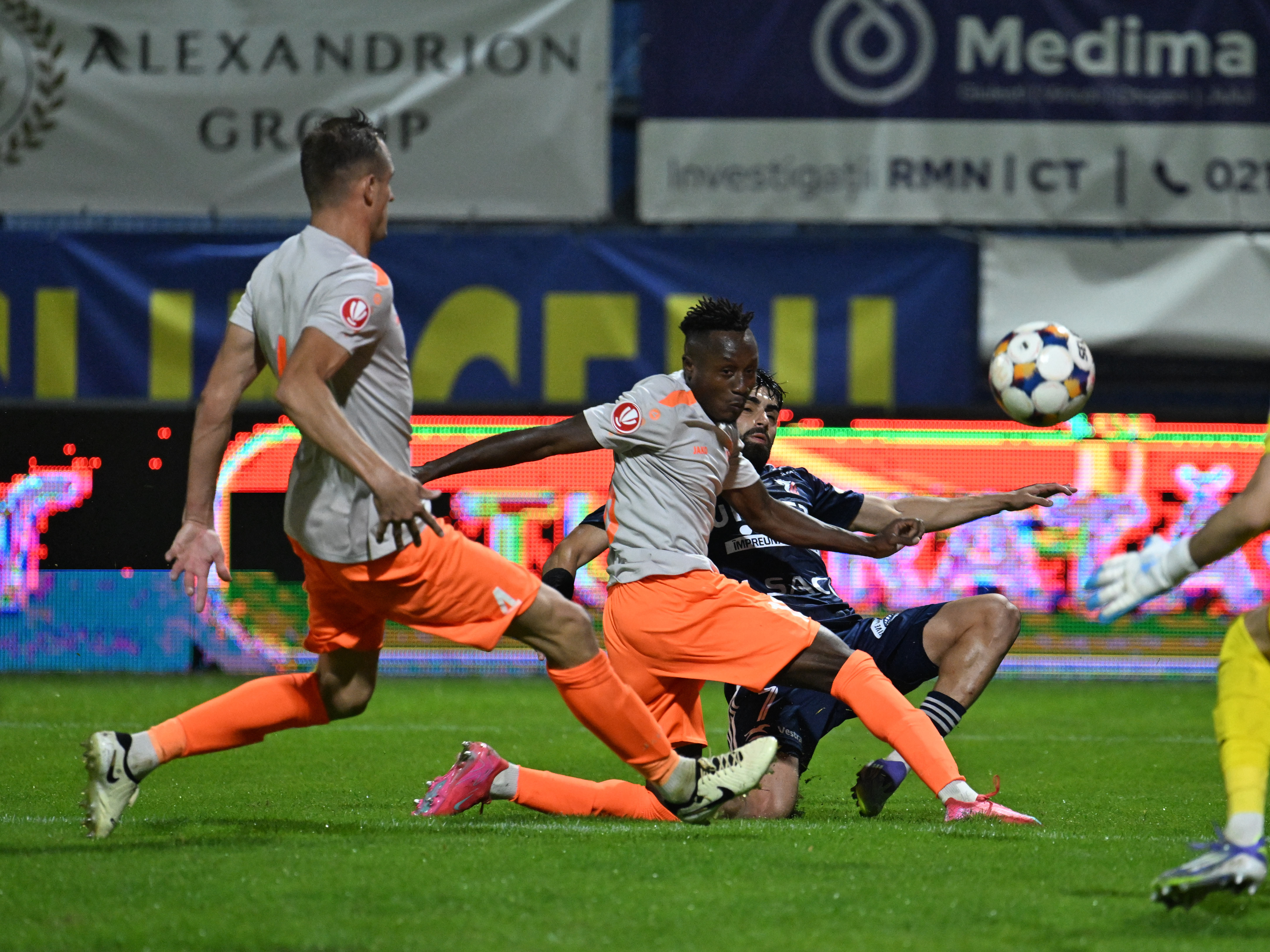 Imagine Stire FC Botoșani - Metaloglobus LIVE VIDEO, 17:00, Digi Sport 1. Ambele formații sunt fără victorie în 2026. Echipele de start | 2review.ro