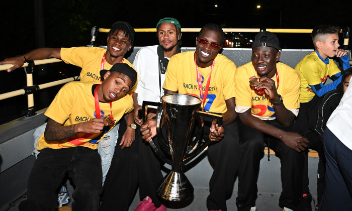 FOTBAL:SARBATOARE FCSB CASTIGAREA SUPERLIGII (11.05.2024)