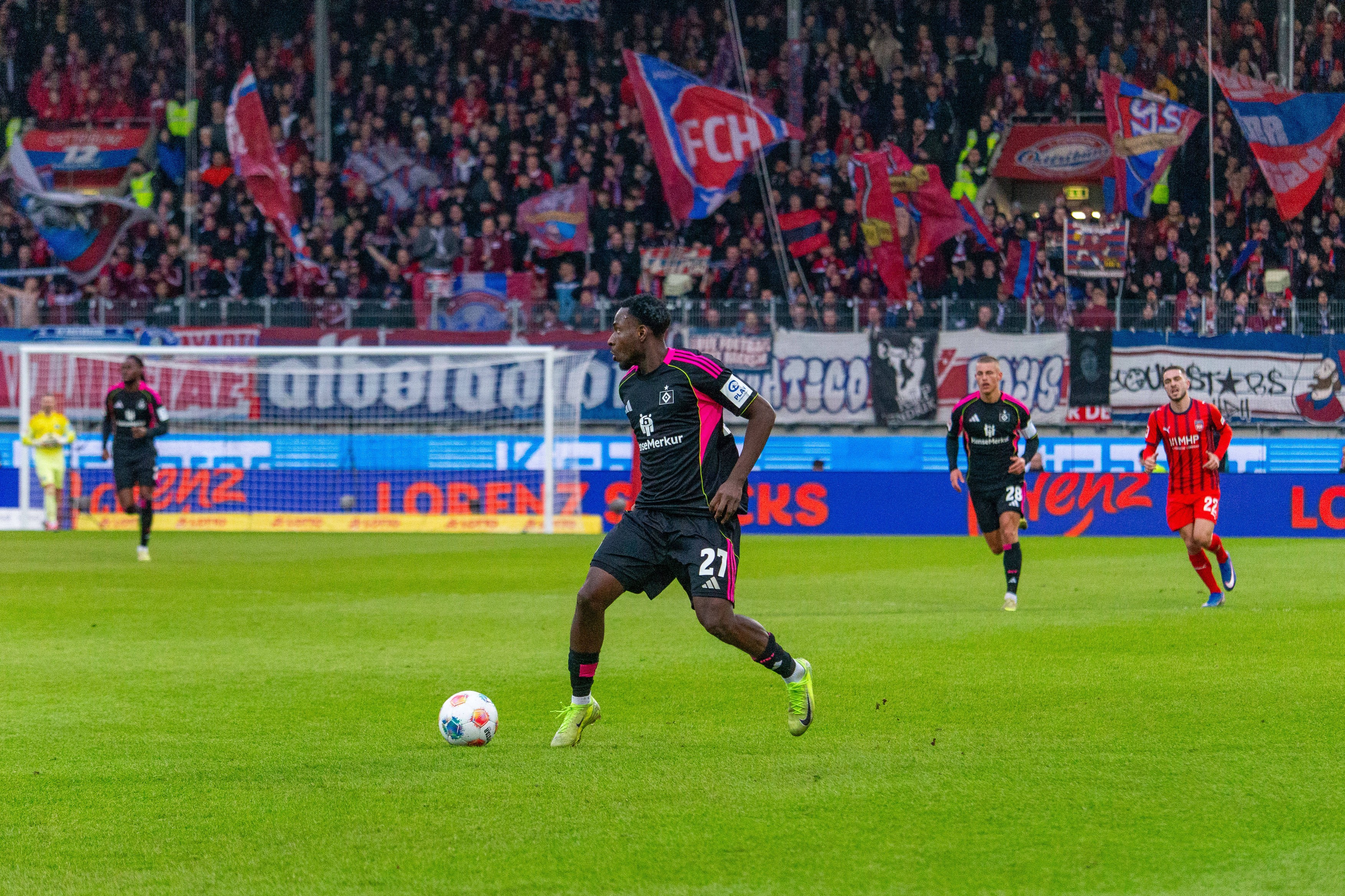 Imagine Stire Philip Otele, debut perfect în Bundesliga | 2review.ro