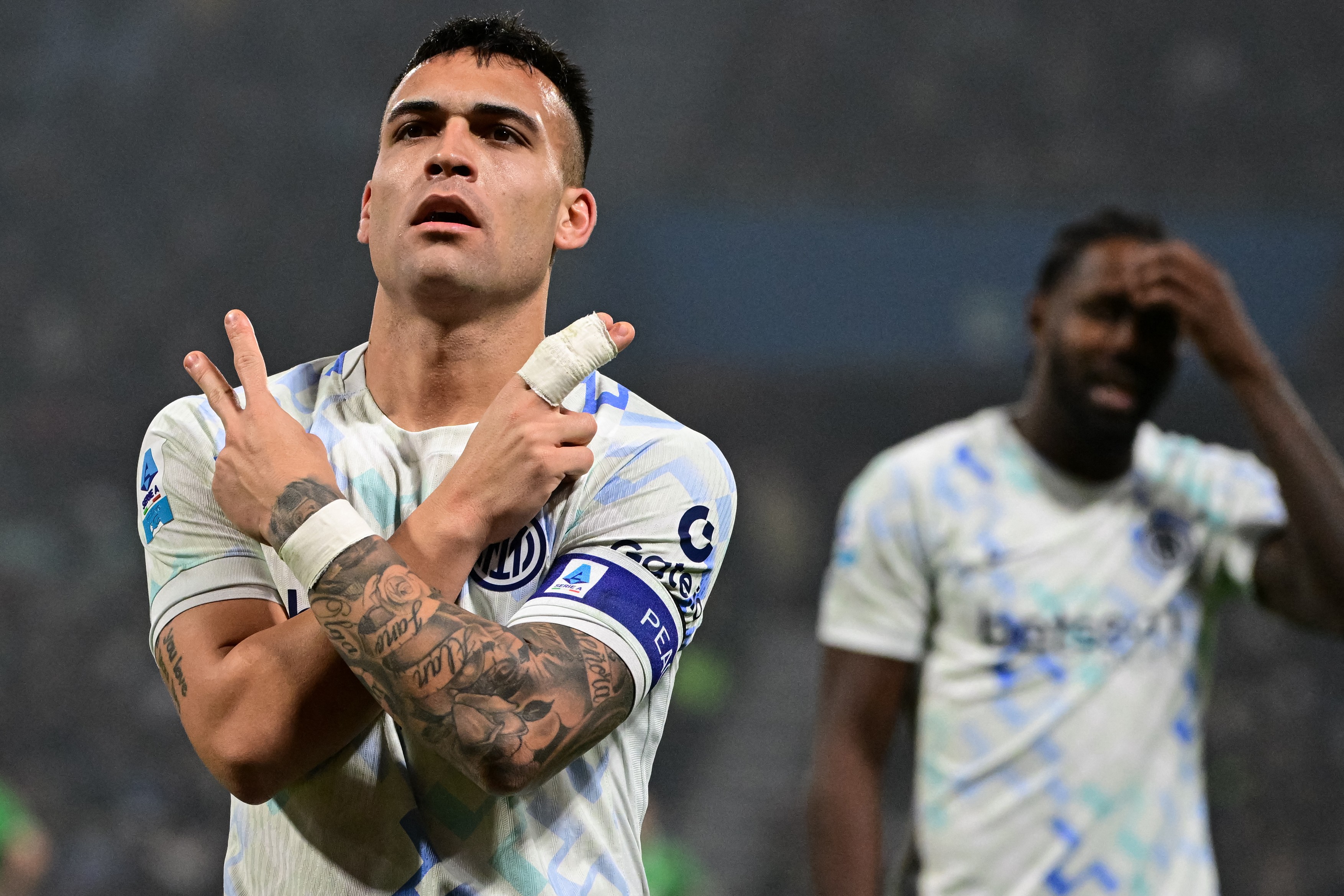 Imagine Stire Lautaro Martinez a scris istorie la Inter, sub privirile lui Cristi Chivu | 2review.ro
