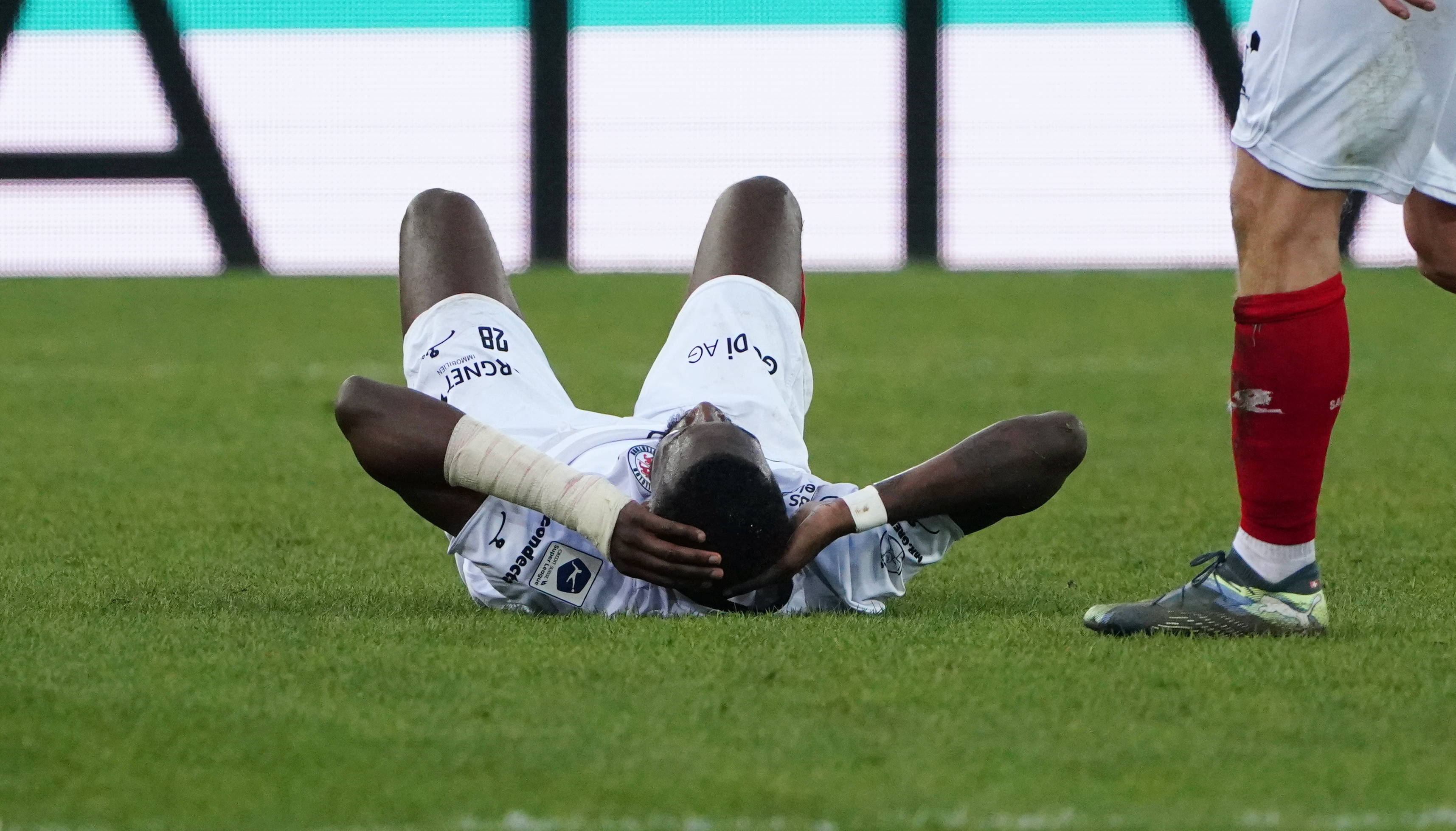 Prima imagine cu Antoine Baroan, după accidentarea horror de la debut! Ce diagnostic a primit