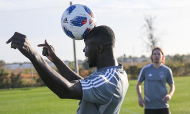 WhatsApp Image 2026-02-13 at 19.49.42