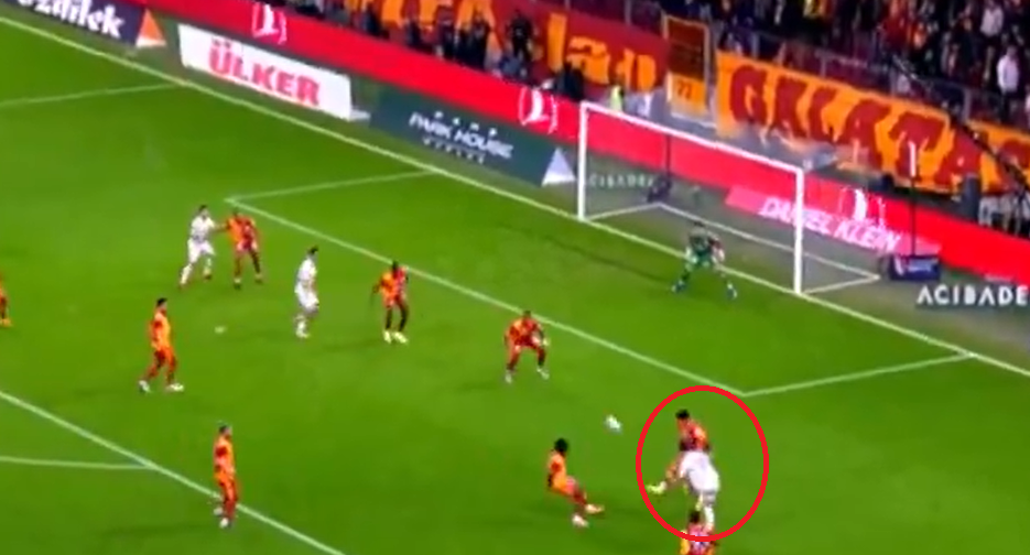 Imagine Stire Impact instant! Ce a făcut Dorin Rotariu în fața lui Galatasaray, la 10 minute după ce a intrat pe teren. Show cu 6 goluri | 2review.ro
