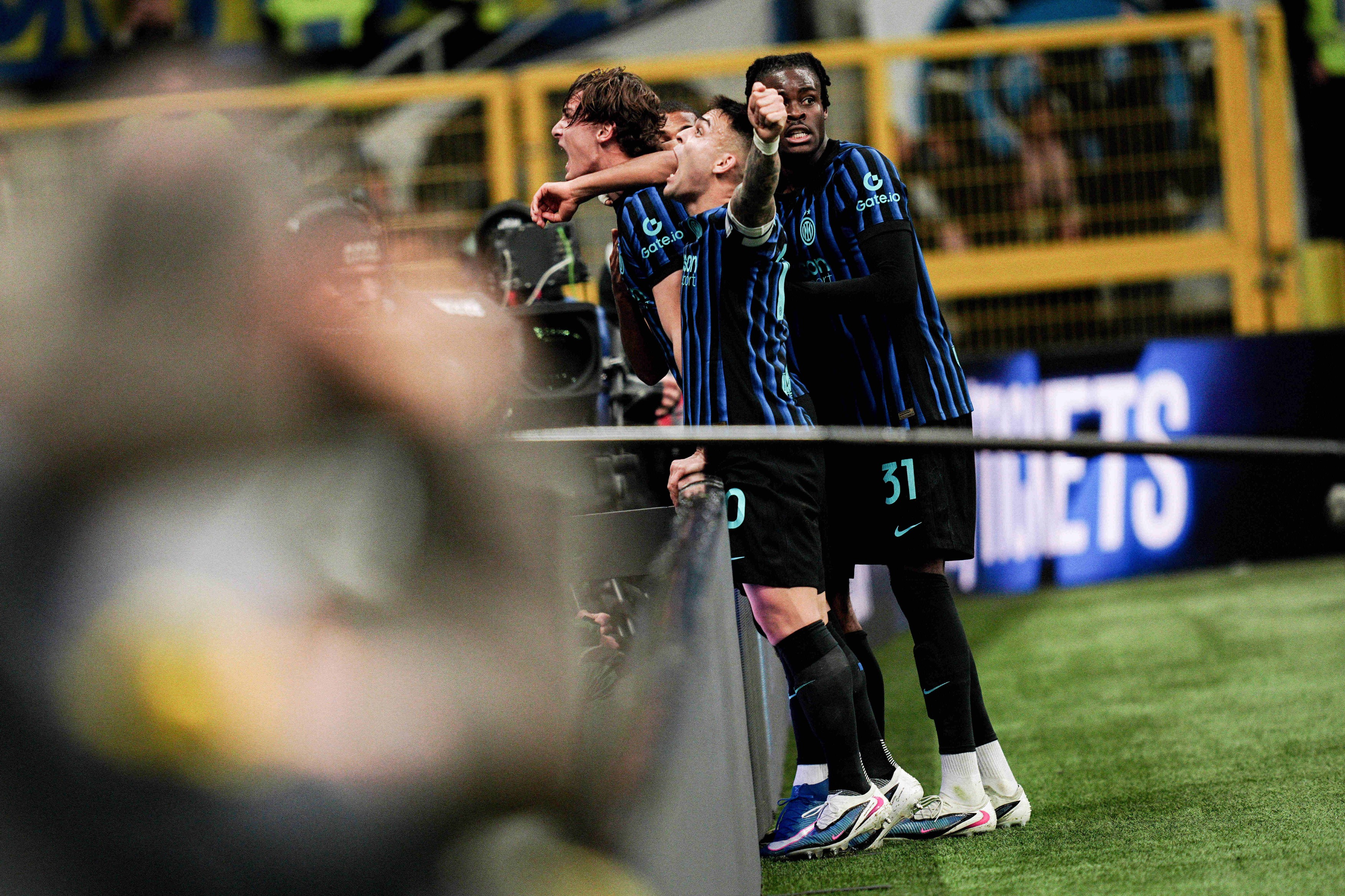 Imagine Stire Inter - Juventus 3-2. Victorie uriașă pentru Cristi Chivu! Milanezii au dat lovitura în minutul 90 | 2review.ro