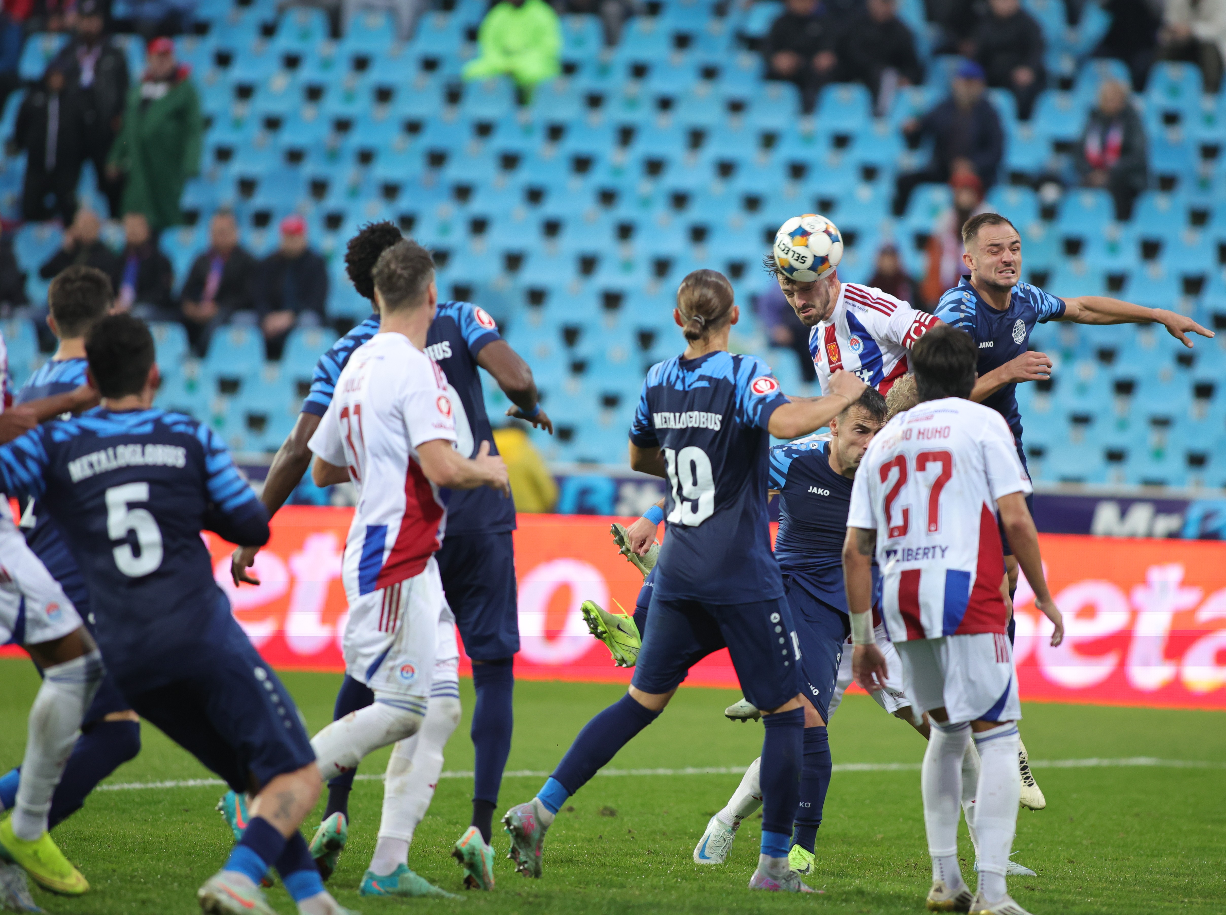 Imagine Stire Metaloglobus - Oțelul, LIVE VIDEO, 14:30, Digi Sport 1. Duel în partea a doua a clasamentului. ECHIPELE | 2review.ro