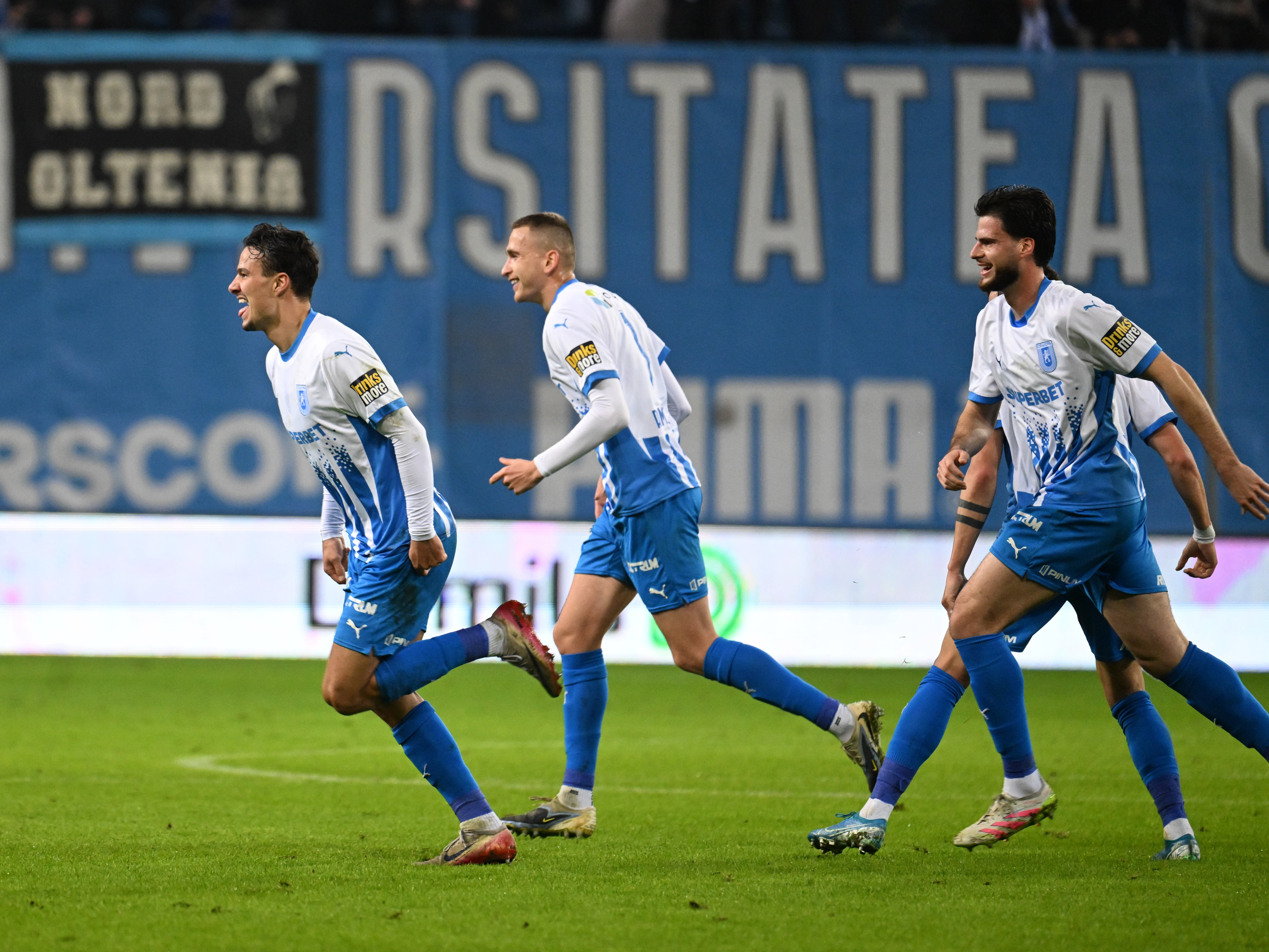 Imagine Stire De la Universitatea Craiova, direct în Bundesliga: 3.000.000€ | 2review.ro