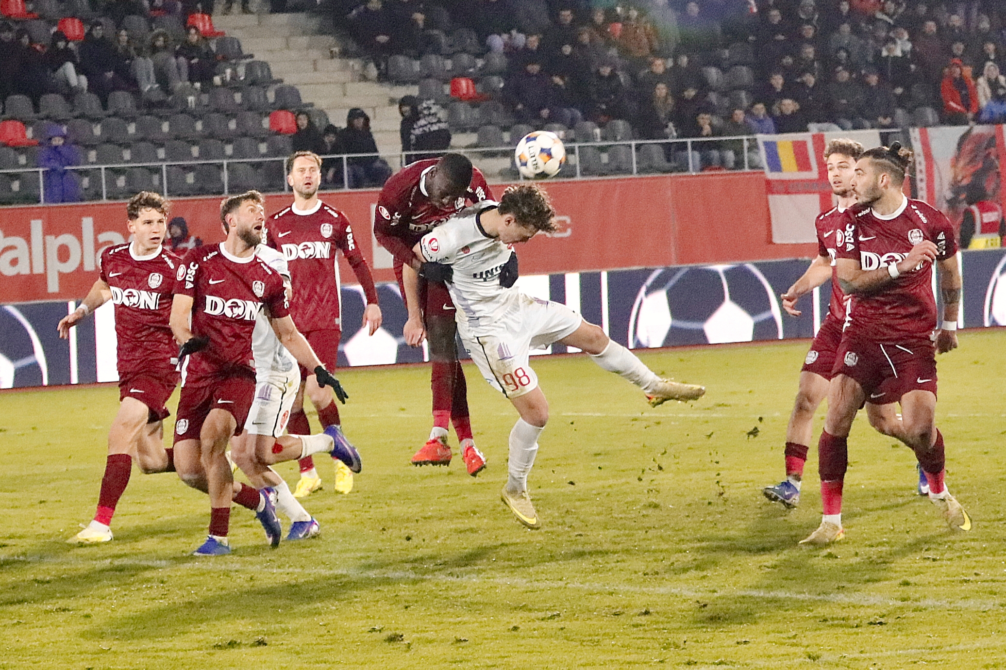 Imagine Stire După FC Argeș, un alt club din SuperLiga iese la atac: ”Opriți-vă! E prea mult!” | 2review.ro