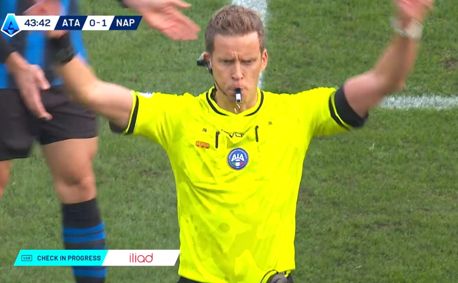 Imagine Stire Scandal uriaș! Napoli, reacție oficială după ce a rămas la 14 puncte sub Inter: Ați distrus fotbalul | 2review.ro