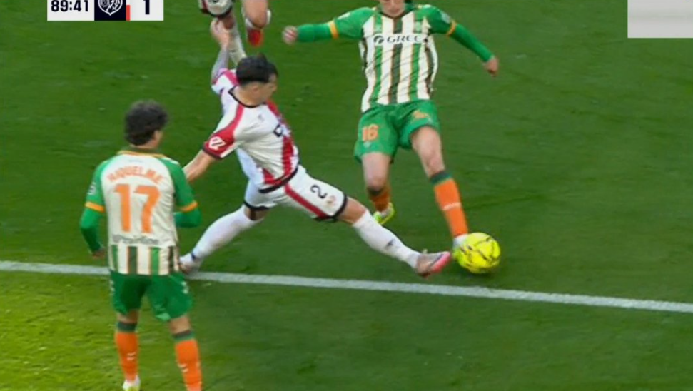 Imagine Stire Imagine horror cu Andrei Rațiu! Scandal după meciul lui Rayo Vallecano | 2review.ro