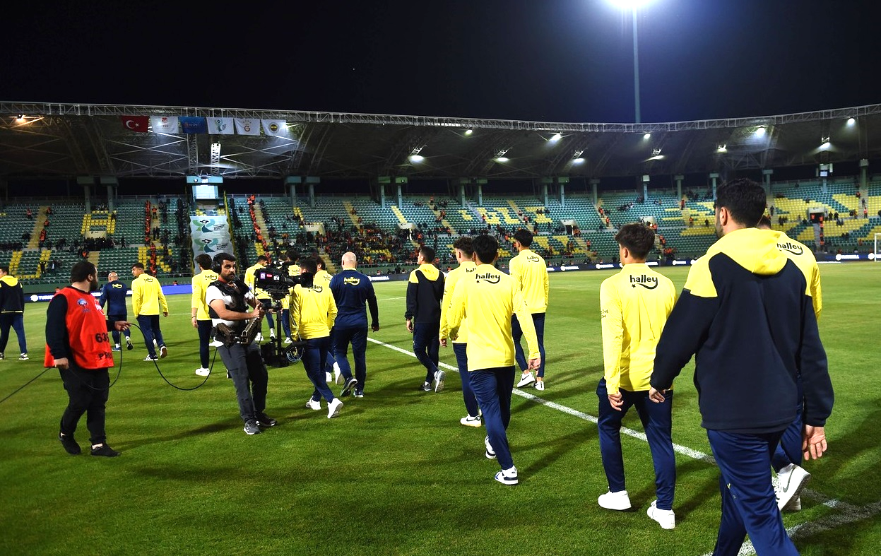 Imagine Stire Coșmar pentru fosta adversară a FCSB-ului: scorul final s-a stabilit în minutul 90+11! | 2review.ro