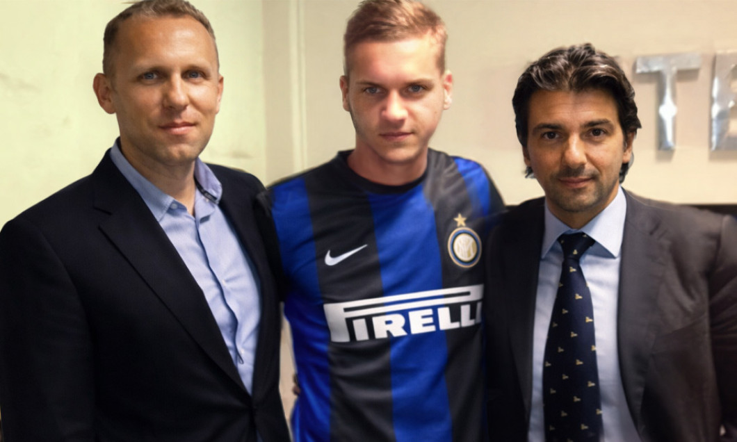 fotografie reconstituită de digi sport pușcaș a semnat cu inter