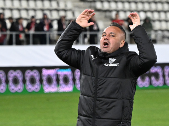 Florentin Petre semnează!