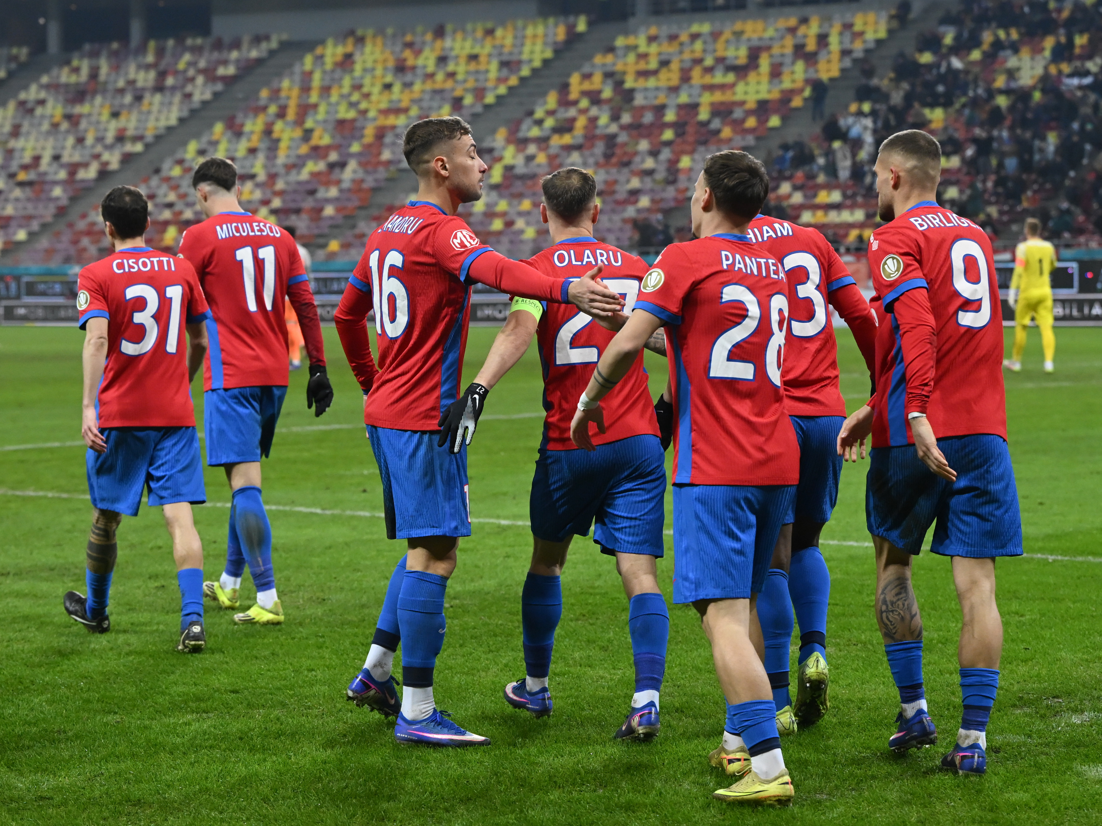 Imagine Stire PATRU reveniri importante la FCSB pentru meciul cu UTA | 2review.ro