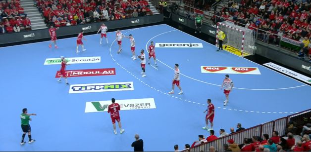 Imagine Stire Veszprem - Dinamo 35-28. Prea greu în Liga Campionilor! ”Dulăii” au rămas cu o singură victorie | 2review.ro