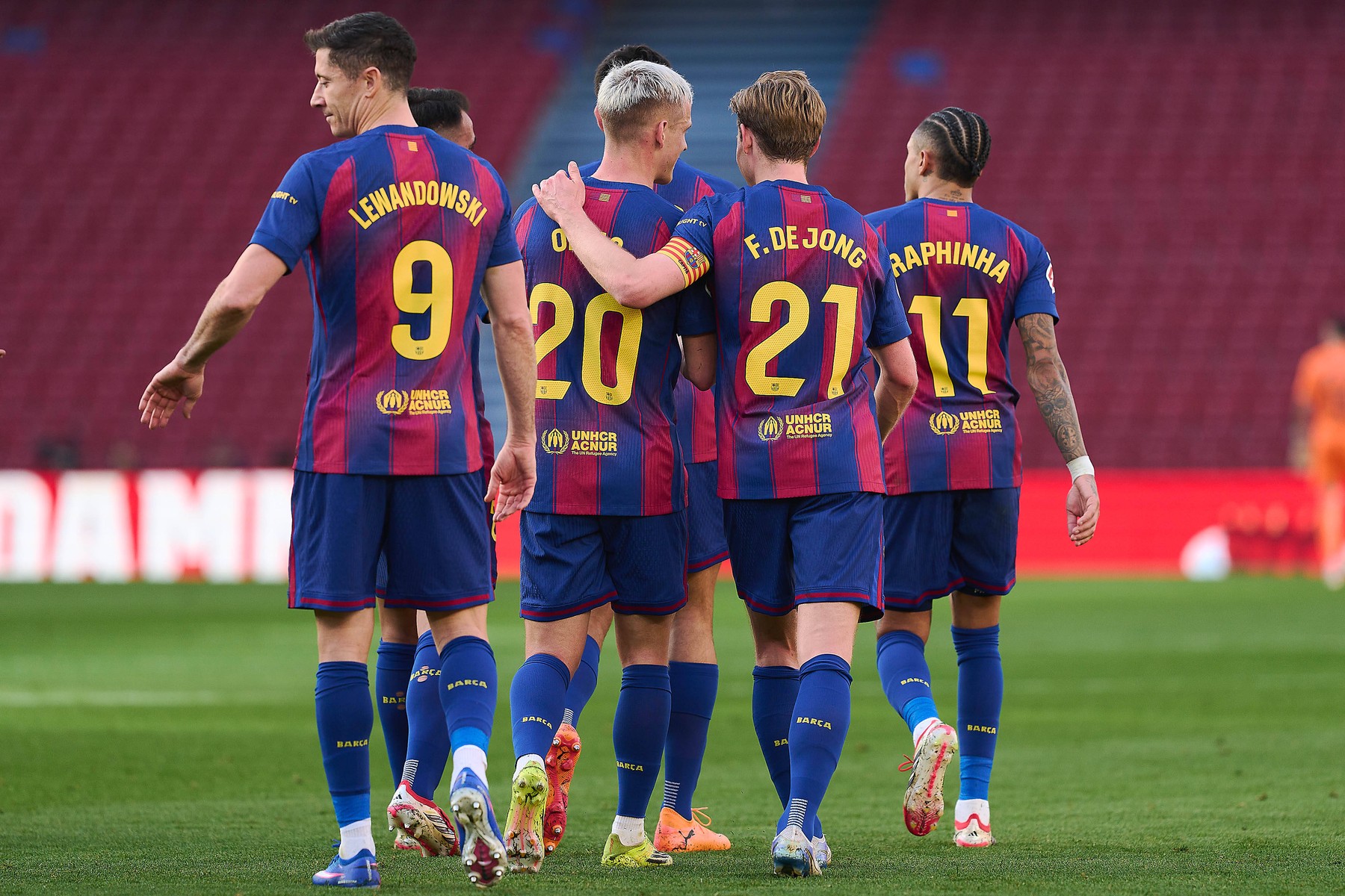 Imagine Stire Lovitură pentru Barcelona! Unul dintre oamenii de bază ai lui Flick s-a ”rupt” | 2review.ro