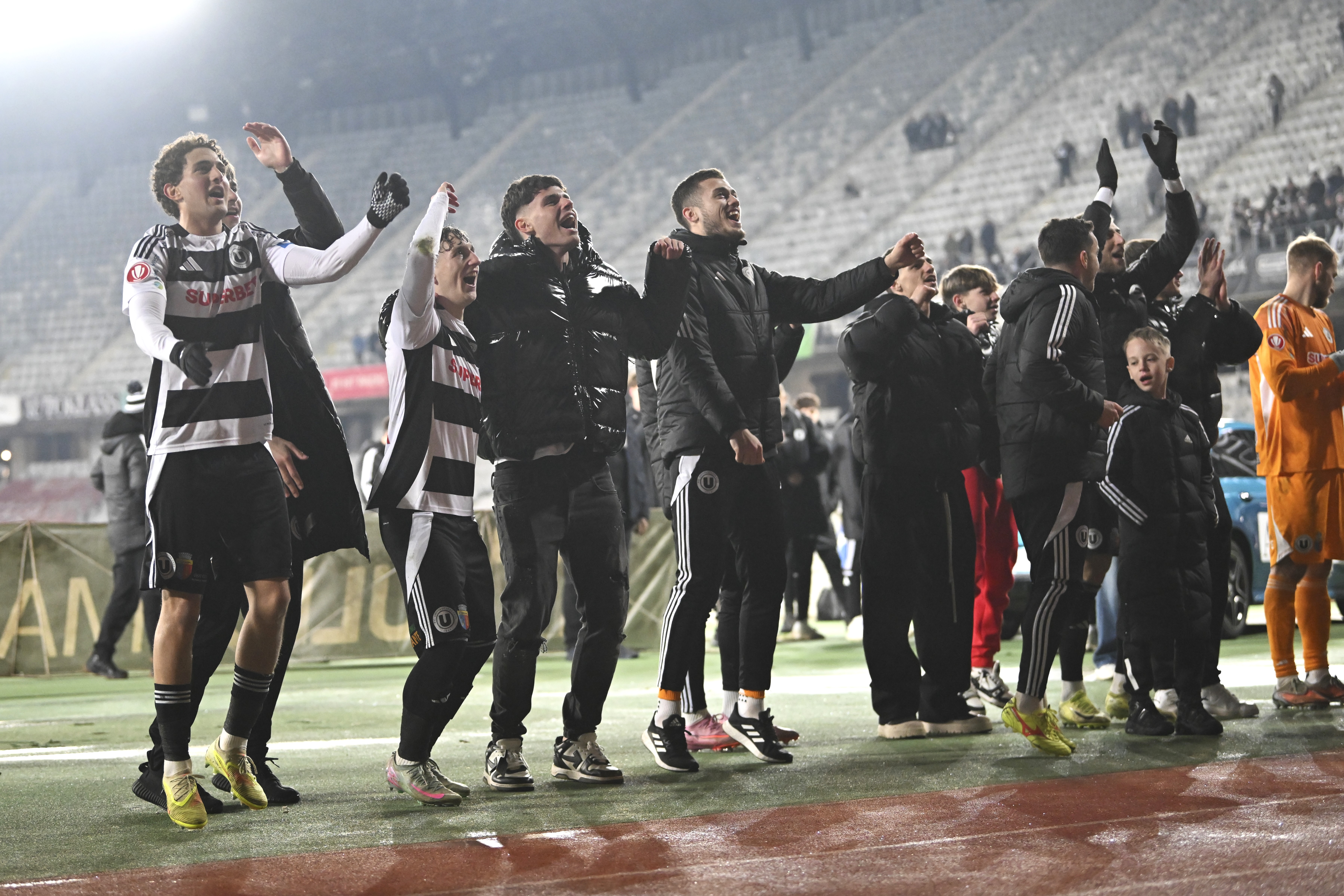Imagine Stire ”U” Cluj s-a calificat în play-off și vrea să o lase pe FCSB pe afară: : ”Obiectivul e clar să câștigăm” | 2review.ro