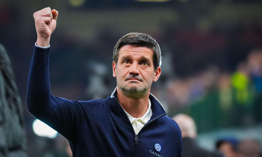 Milan, Italy. 28/02/2026. Cristian Chivu head coach of FC Inter, during FC Internazionale Vs Genoa CFC Serie A, at Giuseppe Meazza Stadium.Credit: Alessio Morgese / Alamy live news