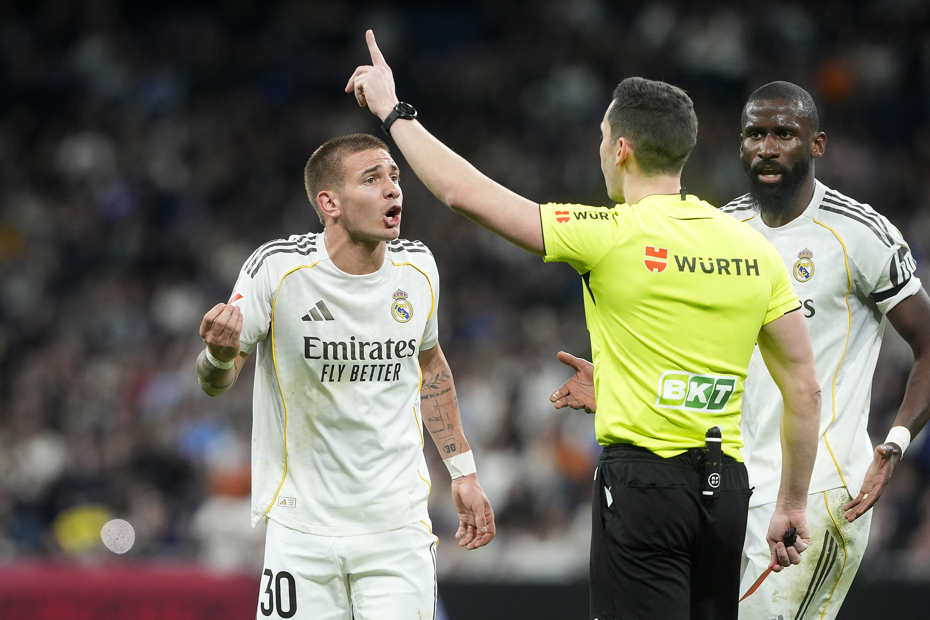 Imagine Stire ”O mizerie!”. S-a aflat ce i-a spus Mastantuono arbitrului, înainte să fie eliminat în meciul cu Getafe | 2review.ro