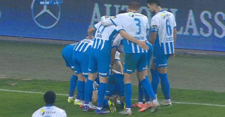 Imagine Stire Universitatea Craiova - CFR 2-1, ACUM, DGS 1. GOOOOOOL! Crețu a marcat în prelungiri! S-a stabilit prima semifinală! | 2review.ro