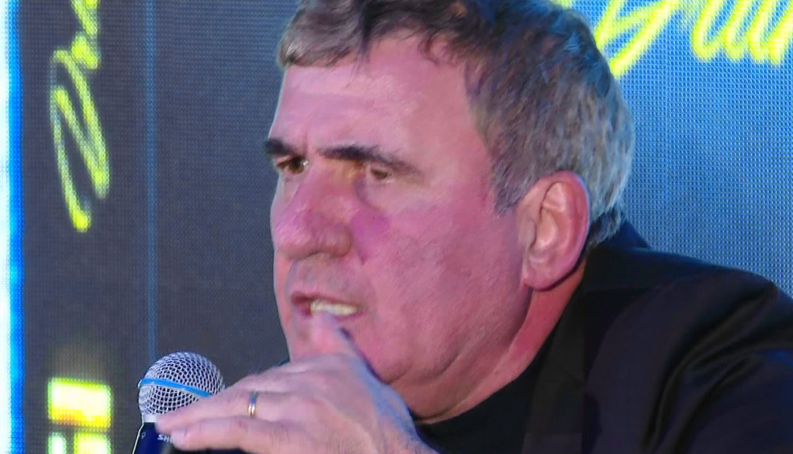 Imagine Stire Mutu, mesaj pentru FRF: cum să procedeze cu Hagi la națională | 2review.ro