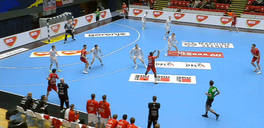 Imagine Stire Dinamo - Kolstad 33-23. ”Dulăii” au reușit a doua victorie a sezonului în Champions League! | 2review.ro